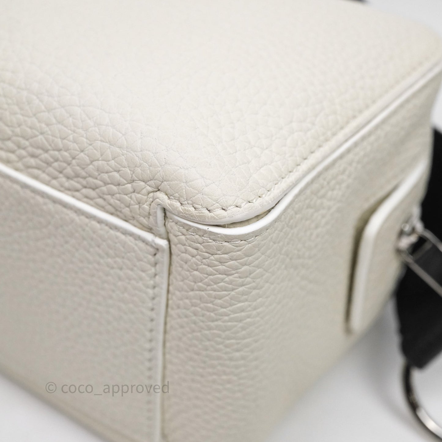 Delvaux Cool Box Mini Taurillon Soft Grained White/Black Calfskin Silver Hardware