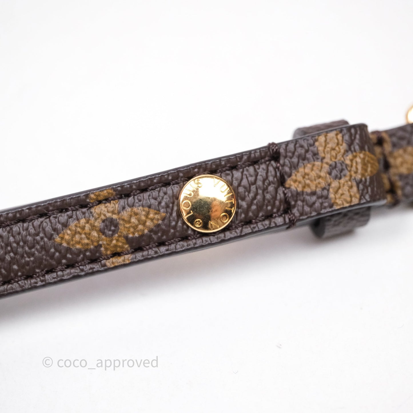 Louis Vuitton Pochette Métis East West Monogram Canvas