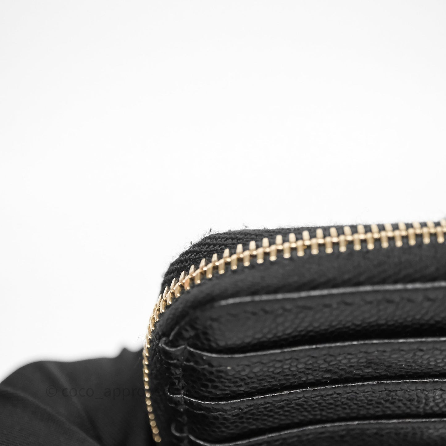Chanel Quilted Classic Zip Card Holder Wallet Black Caviar Gold Hardware