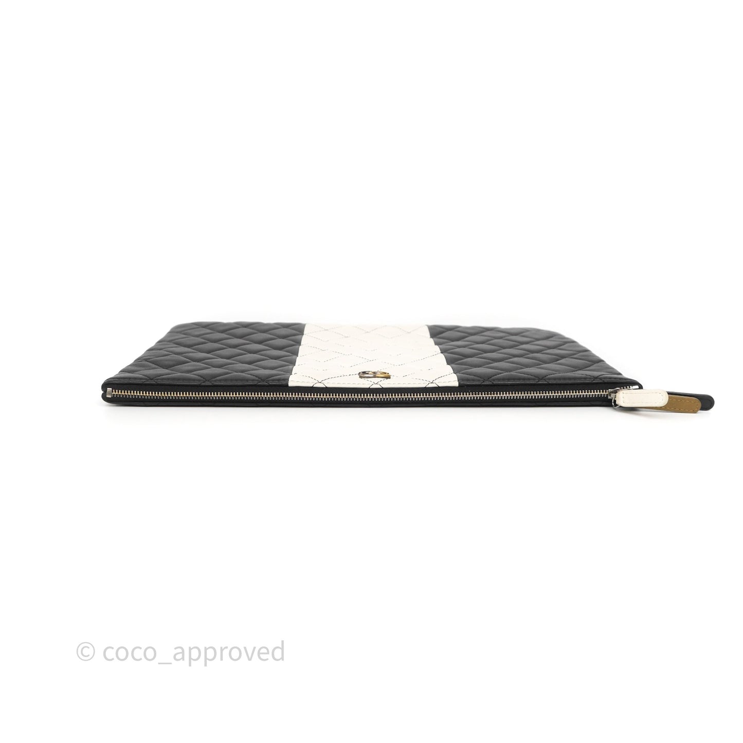 Chanel Classic Zipper O Case Black/ White Gold Hardware