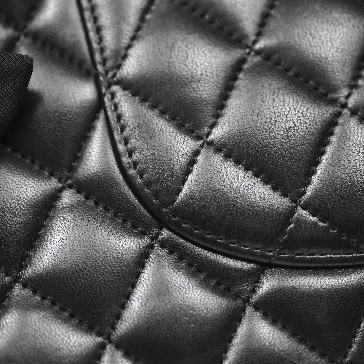 Chanel Classic M/L Medium Flap Quilted Black Lambskin Gold Hardware