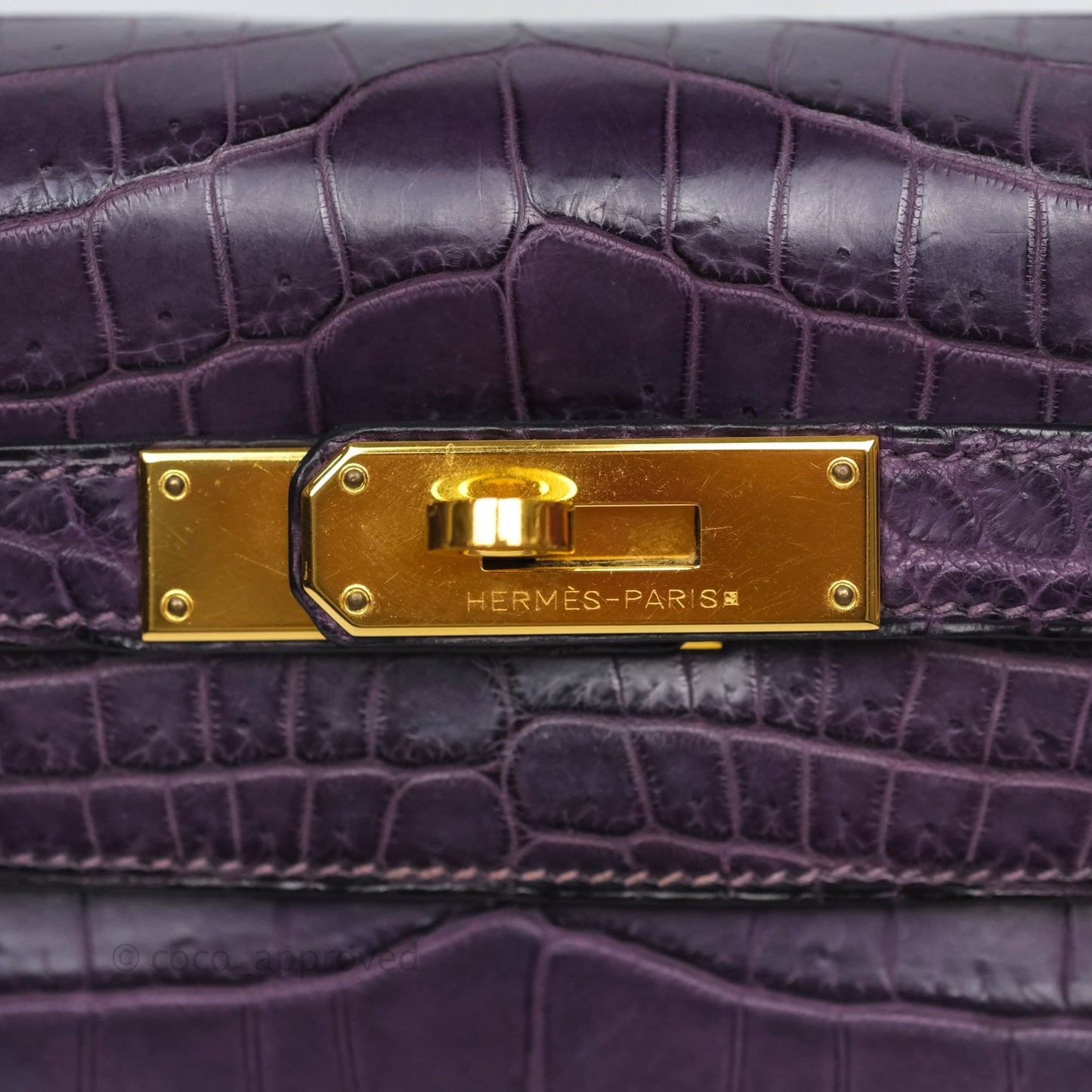 Hermès Kelly 28 Purple Crocodile Gold Hardware