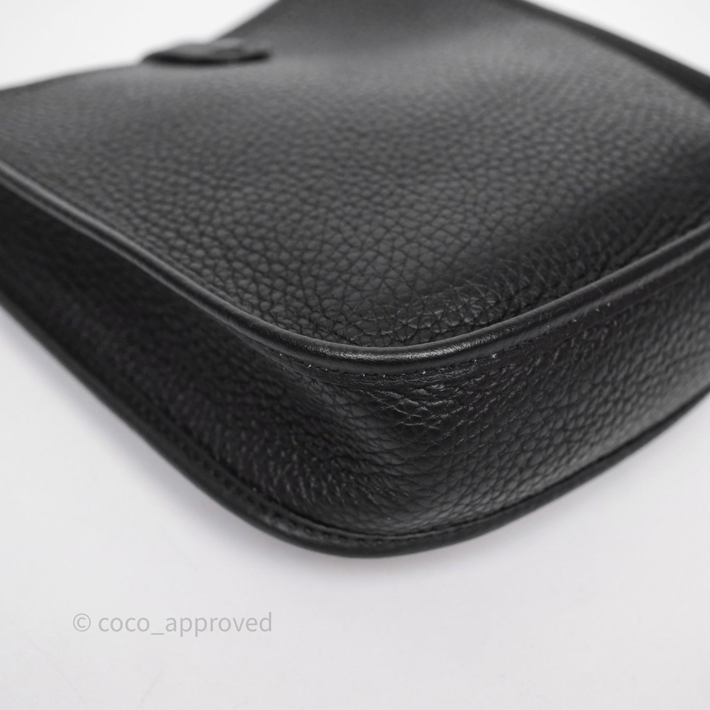 Hermès Mini Evelyne 16 Noir 89 Clemence Palladium Hardware