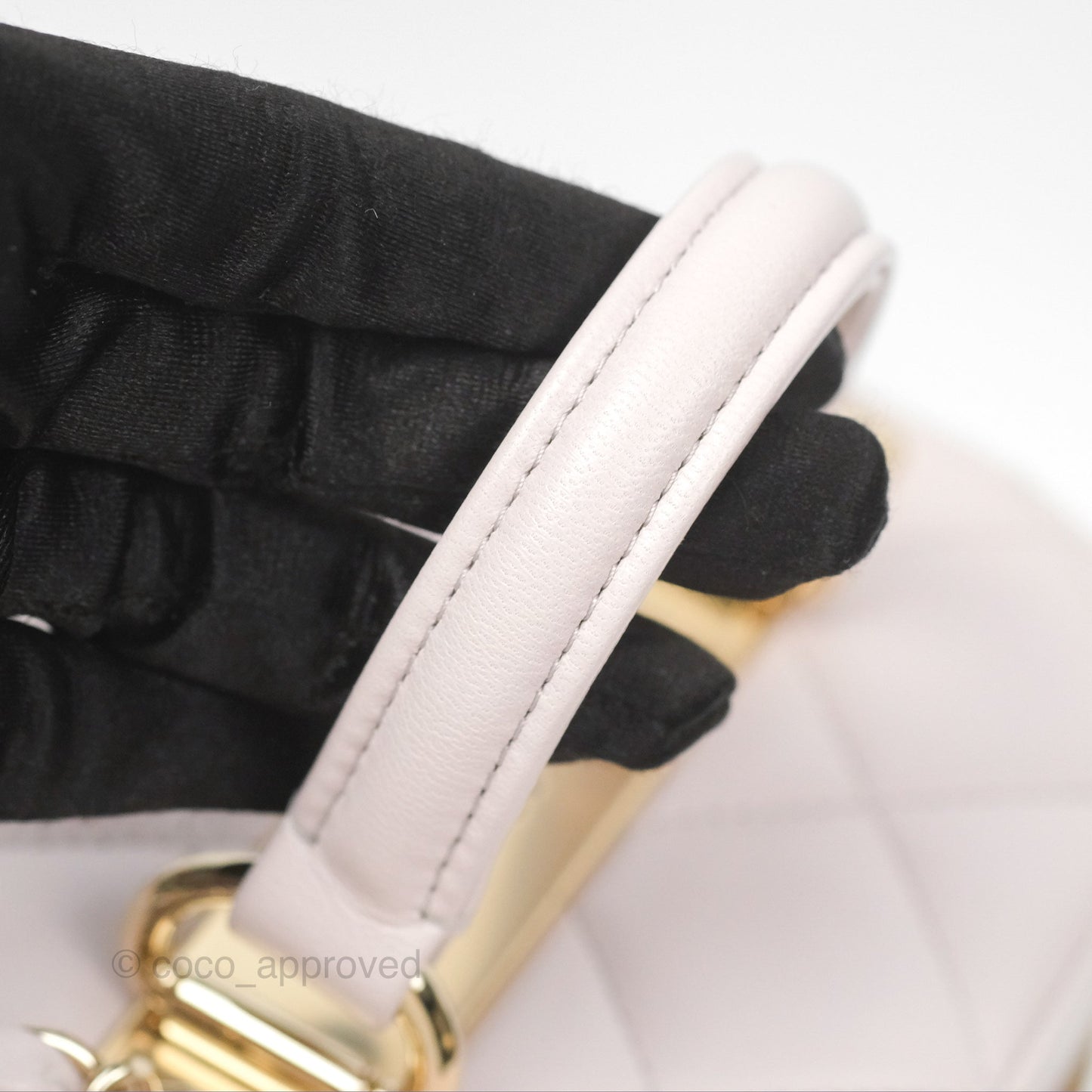Chanel Small Quilted Top Handle Vanity Case Light Lilac Lambskin Gold Hardware