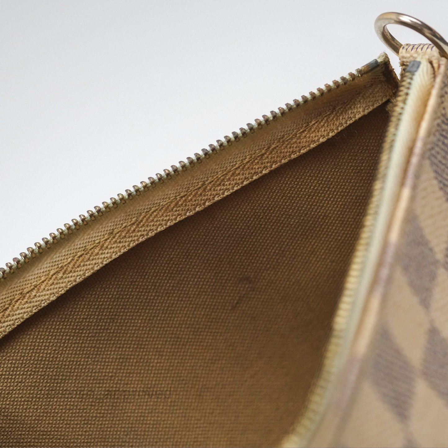 Louis Vuitton Damier Azur Pochette