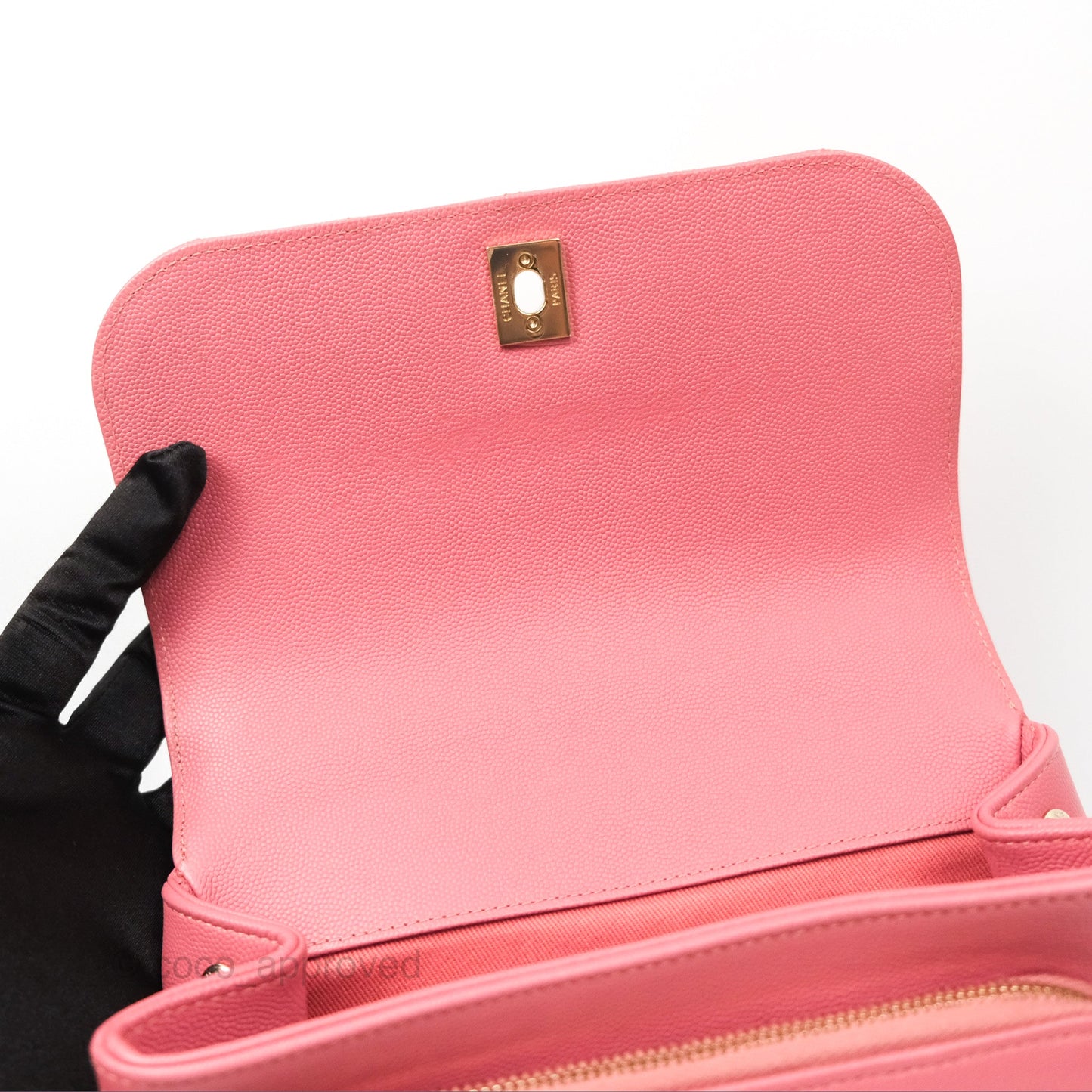 Chanel Quilted Medium Business Affinity Flap Pink Caviar Gold Hardware