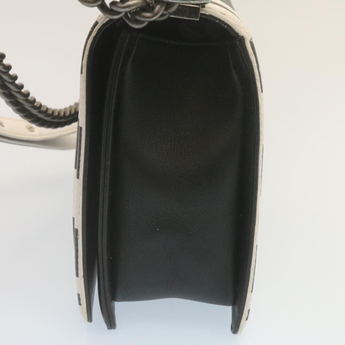 Luxury Chanel Matelasse Boy  Chain Shoulder Bag Lamb Skin Black CC  29190A