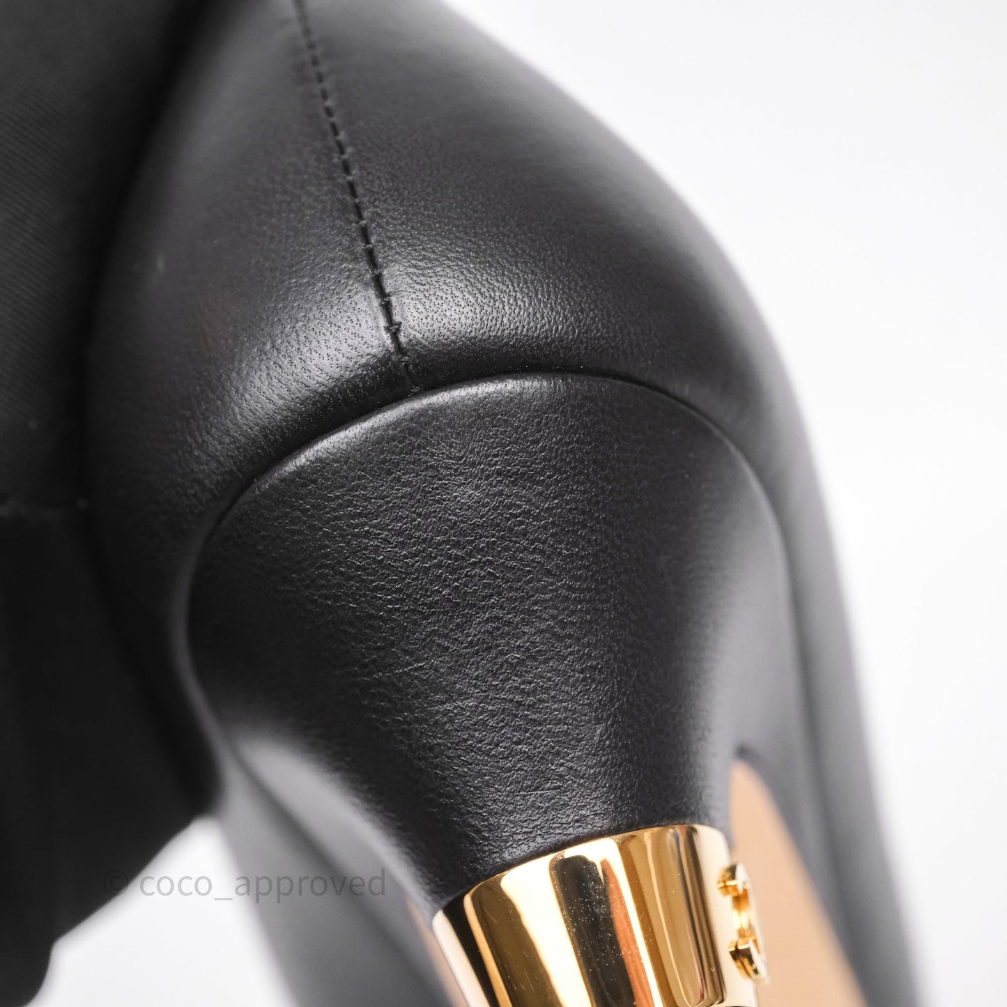 Chanel CC Cap Toe Pumps Heels Black Lambskin Size 38