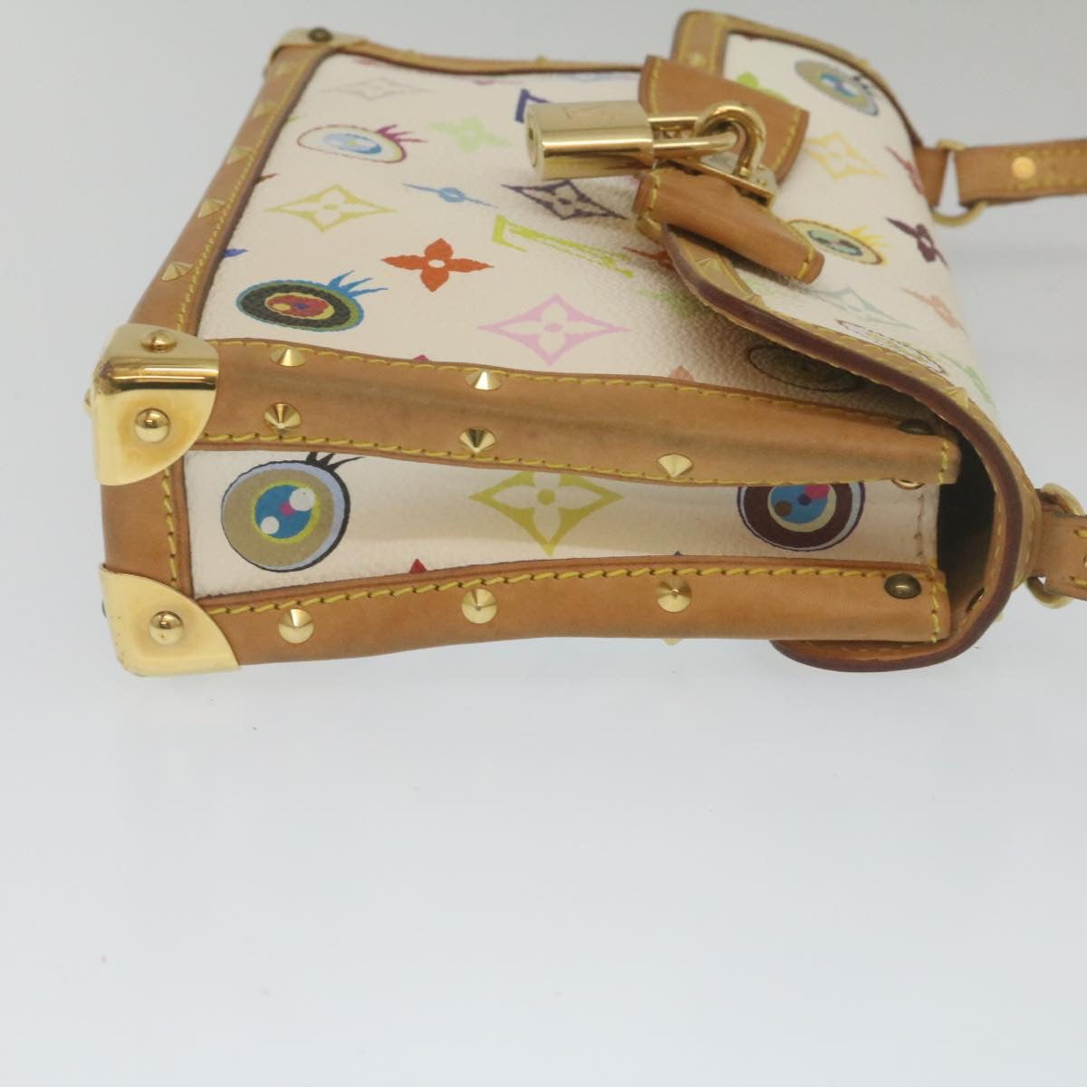 LOUIS VUITTON Monogram Pochette Eye Miss You Hand Bag White M92055 29328A