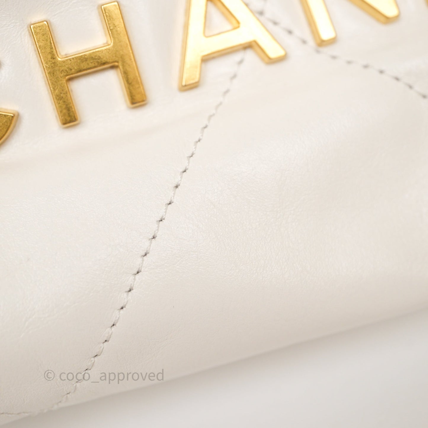 Chanel 22 Mini Bag White Calfskin Aged Gold Hardware