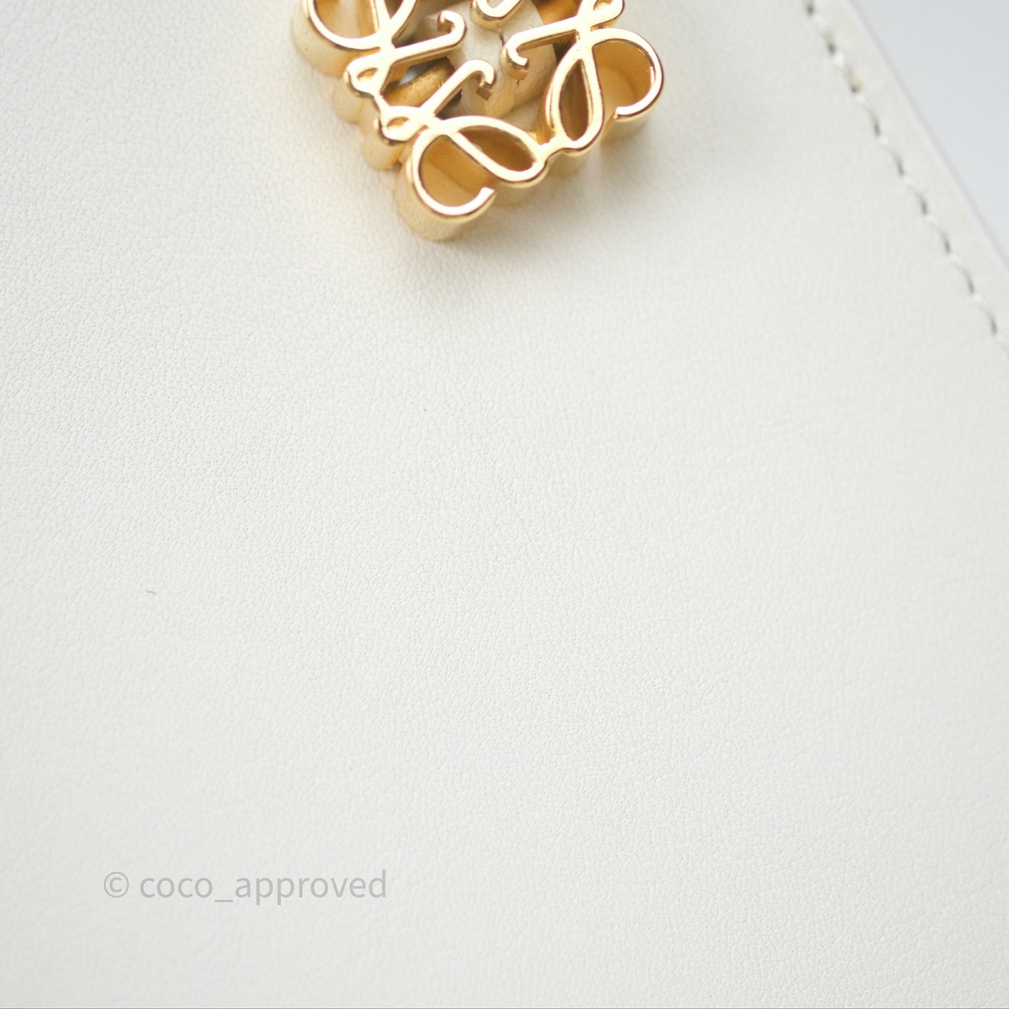 Loewe Dice Pocket in Classic Calfskin White