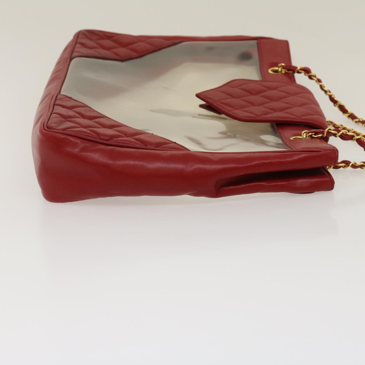 Luxury Chanel Matelasse Chain Shoulder Bag Lamb Skin Enamel Red Clear CC  29894A