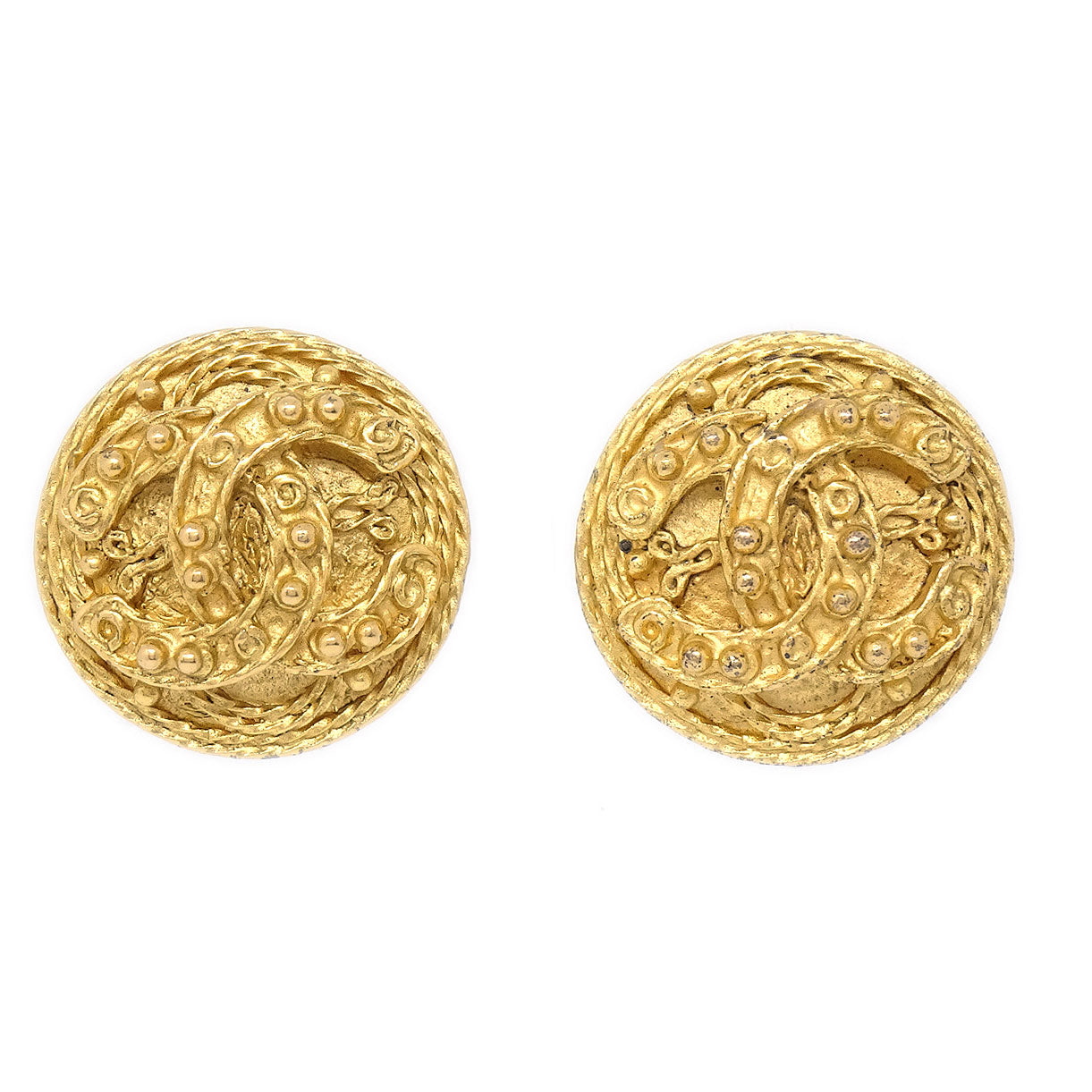 Luxury Chanel 1994 Gold 'CC' Filigree Earrings Small