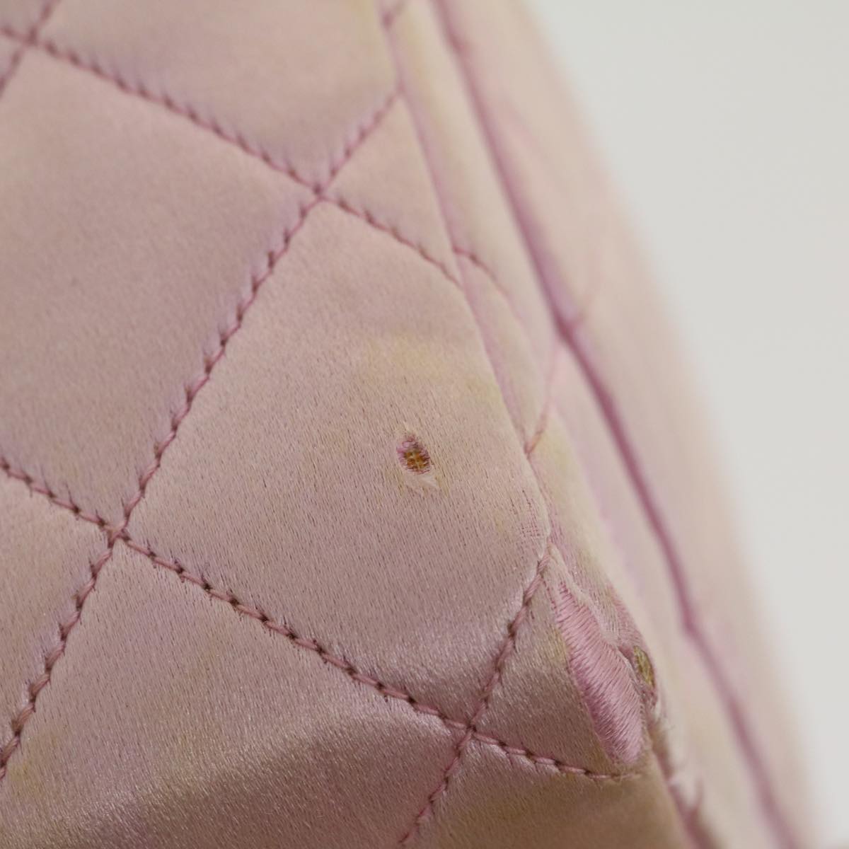Luxury Chanel Matelasse Hand Bag Silk Satin Pink CC  29999A