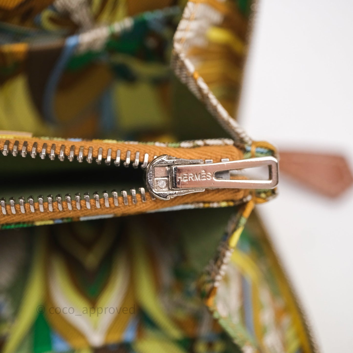Hermès Silk In Compact Wallet Yellow Epsom