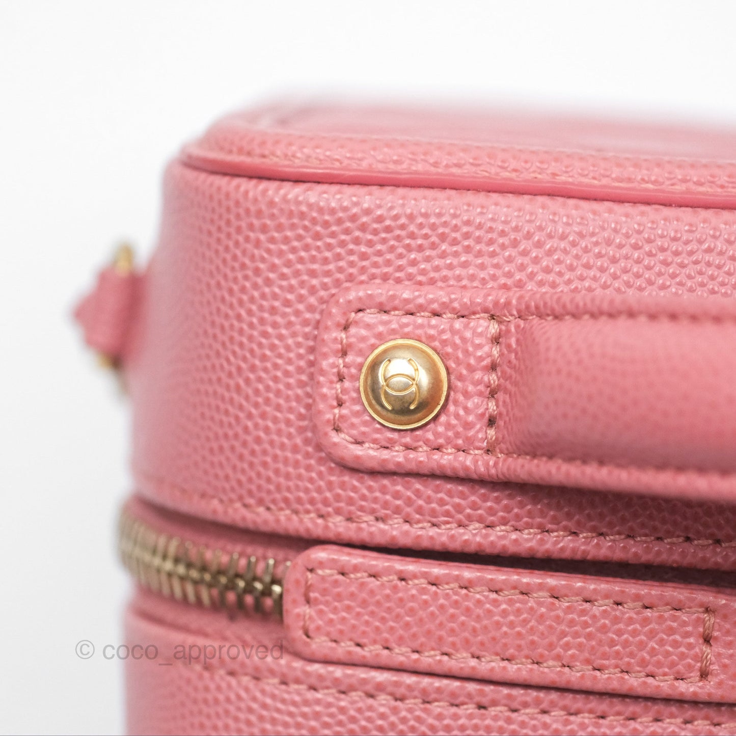 Chanel Quilted Small CC Filigree Vanity Case Pink Caviar Gold Hardware