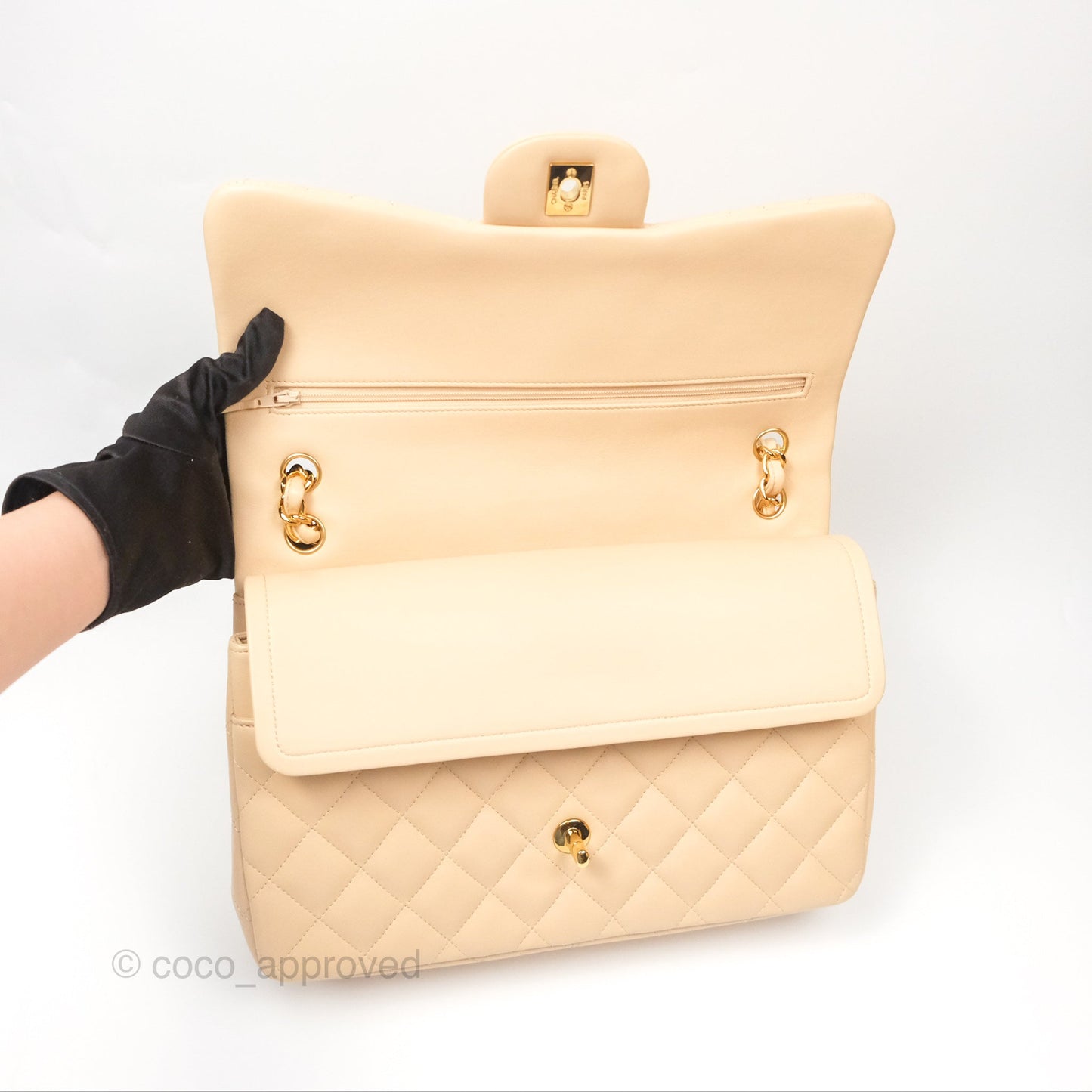 Chanel Jumbo Double Flap Beige Lambskin Gold Hardware⁣⁣