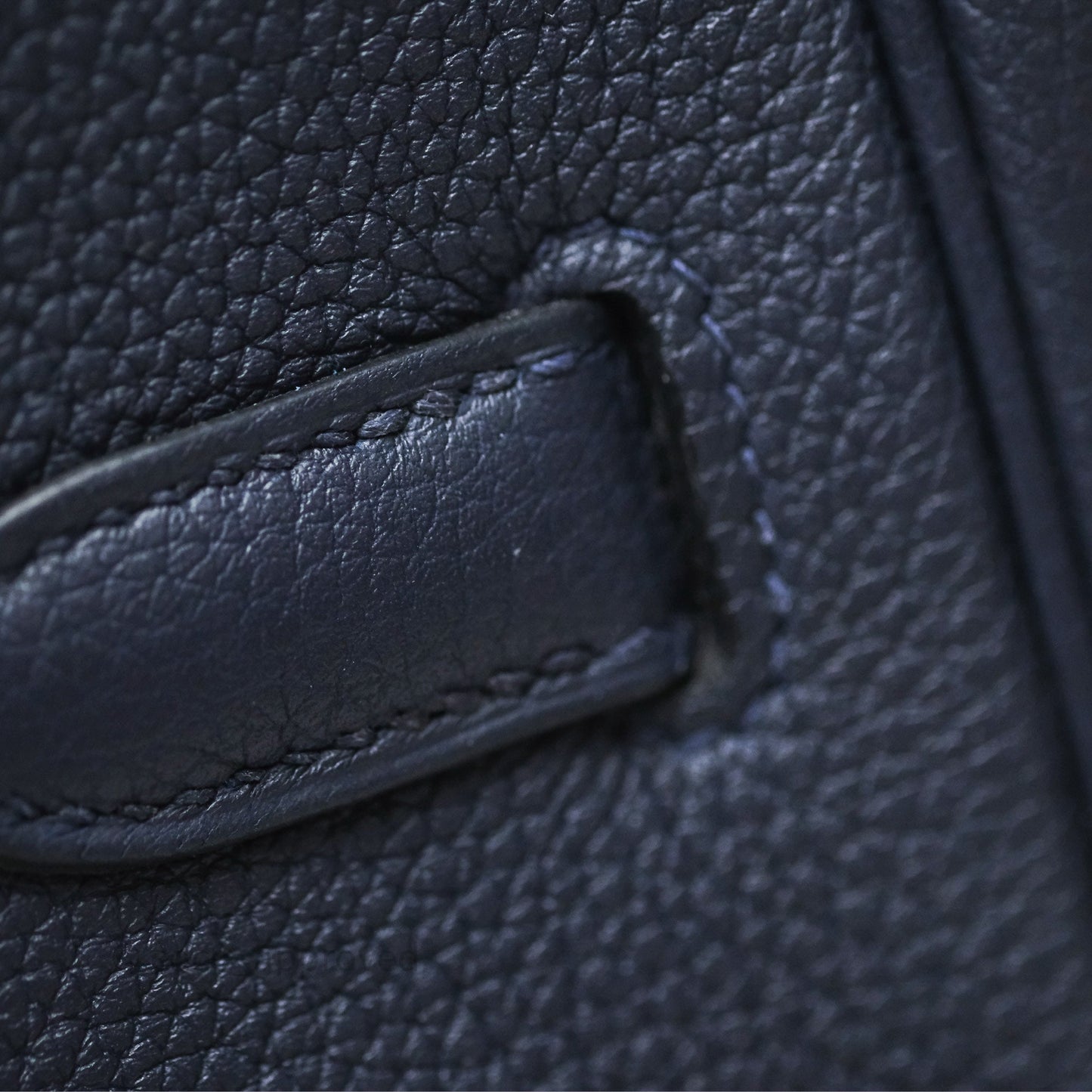 Hermès Birkin 30 Retourne Bleu Nuit 2Z Togo Gold Hardware