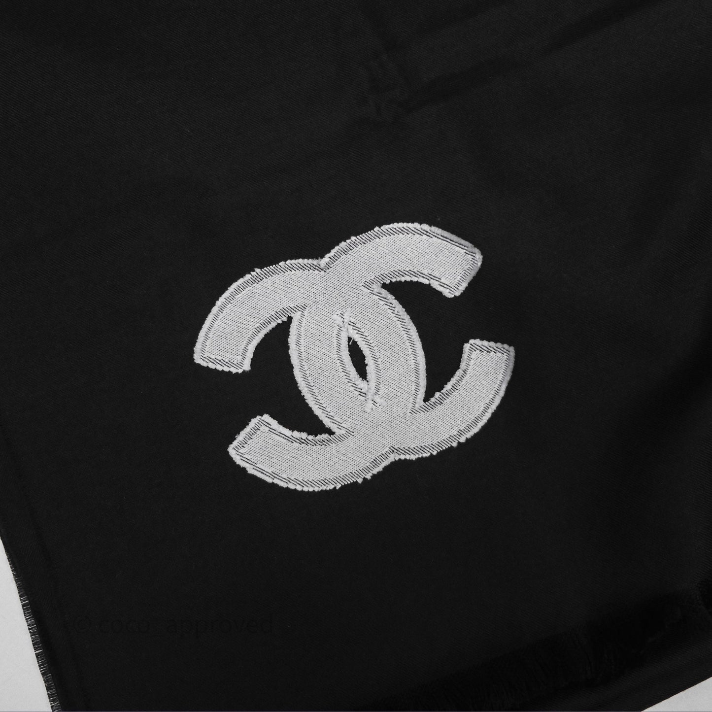Chanel CC Logo Scarf Stole Black/ White Cashmere Silk