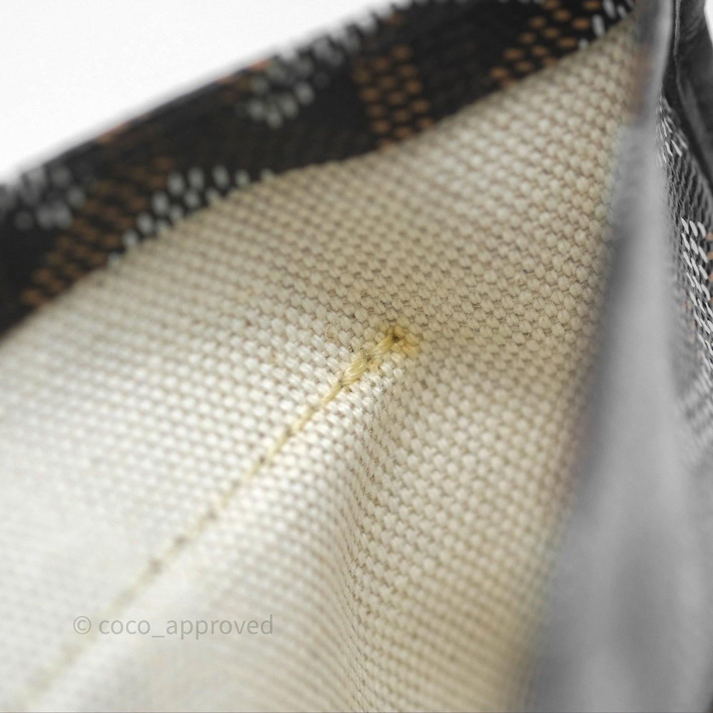 Goyard Saint Louis Black Goyardine Canvas PM⁣⁣⁣⁣⁣⁣⁣⁣⁣⁣⁣⁣⁣⁣⁣⁣