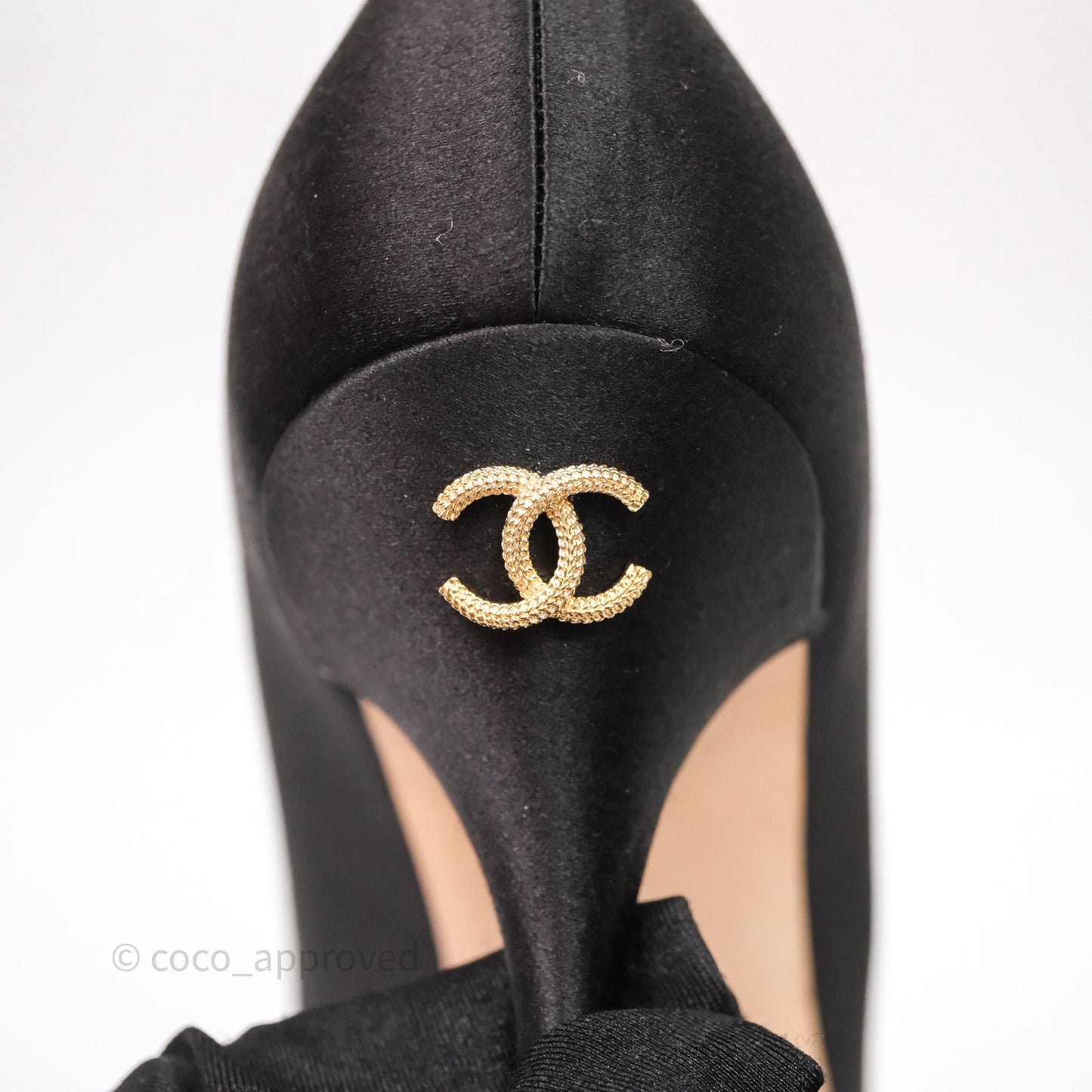 Chanel Classic Heels CC Black Size 39