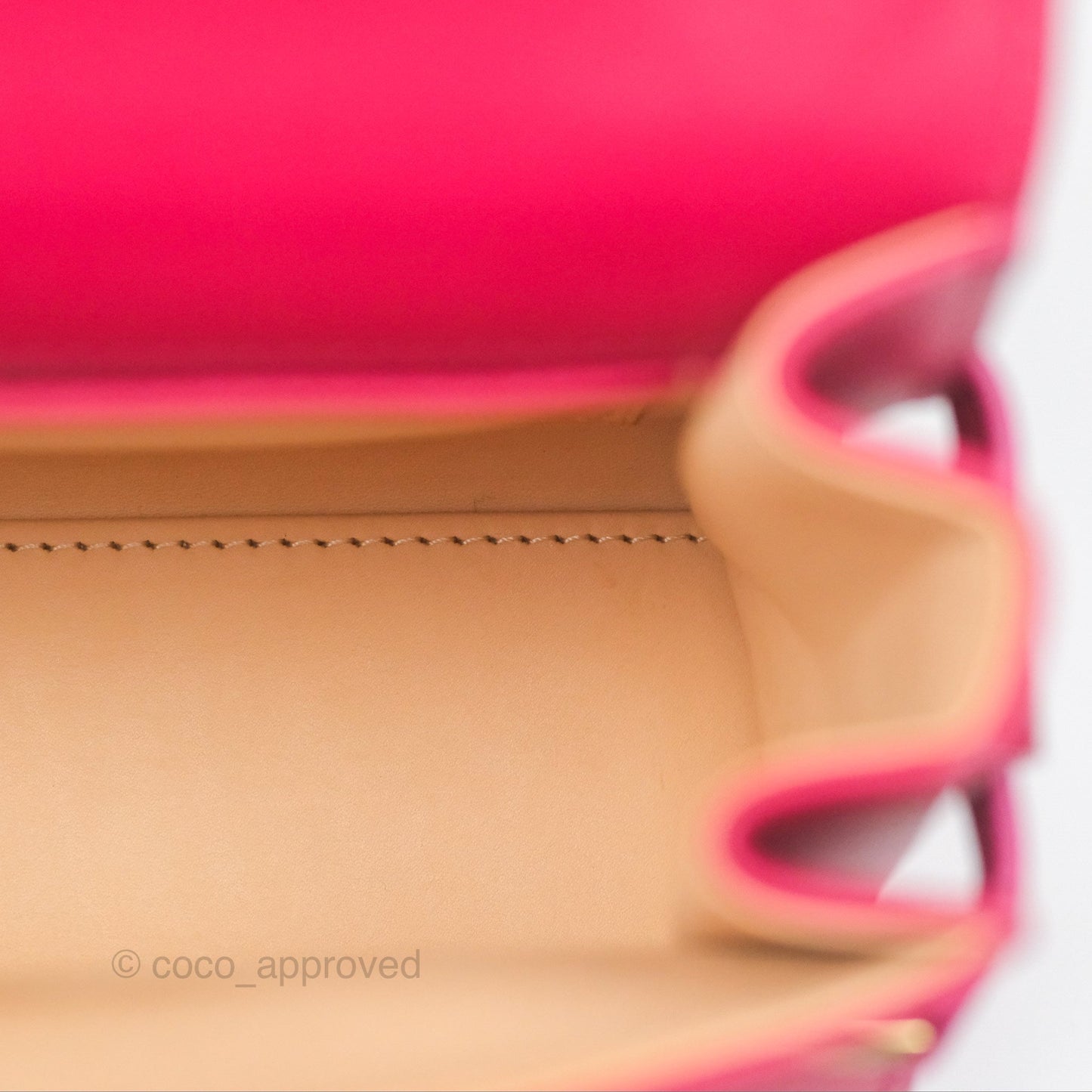 Delvaux Tempête Mini in Silky Calf Framboise