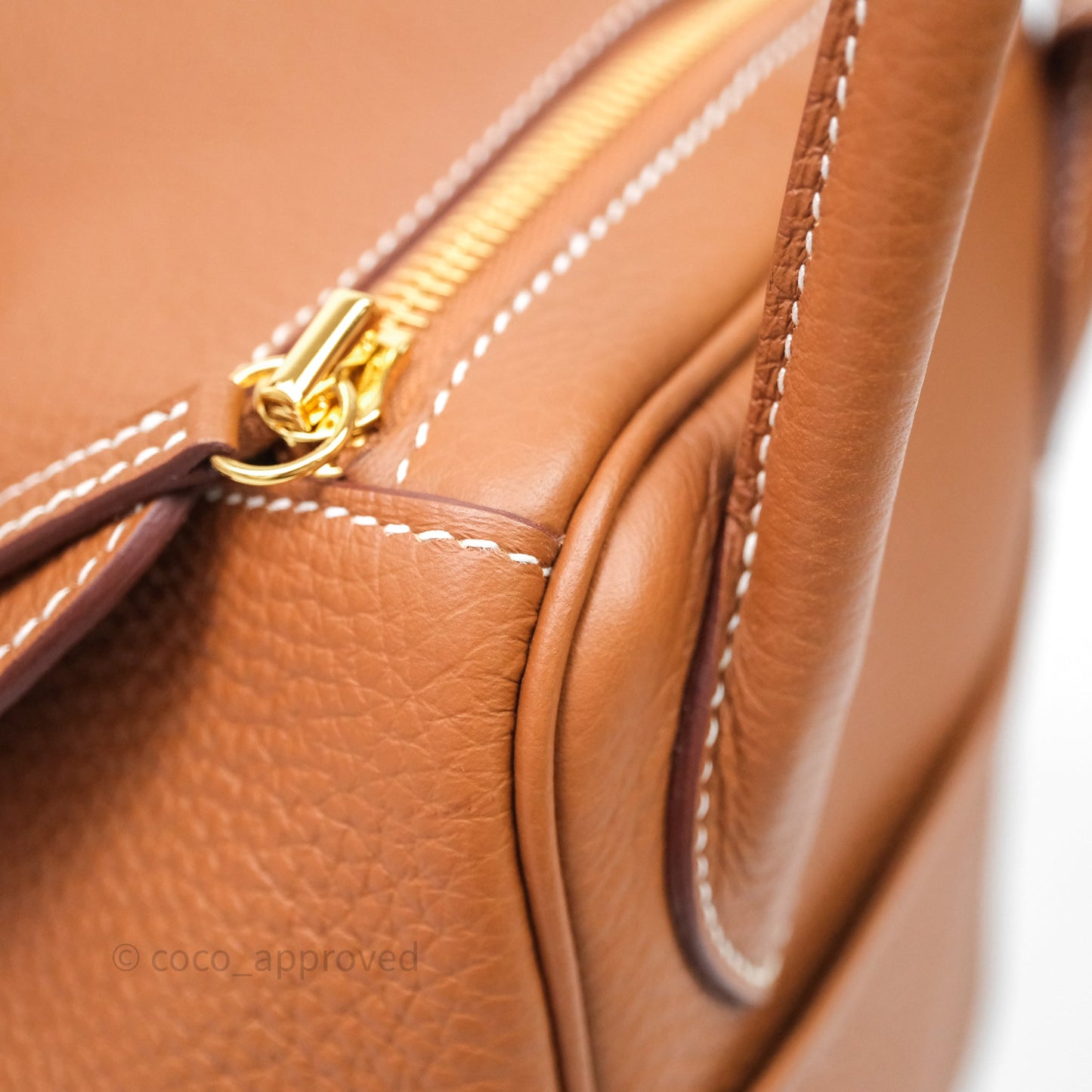 Hermès Lindy 30 Gold 37 Clemence Gold Hardware
