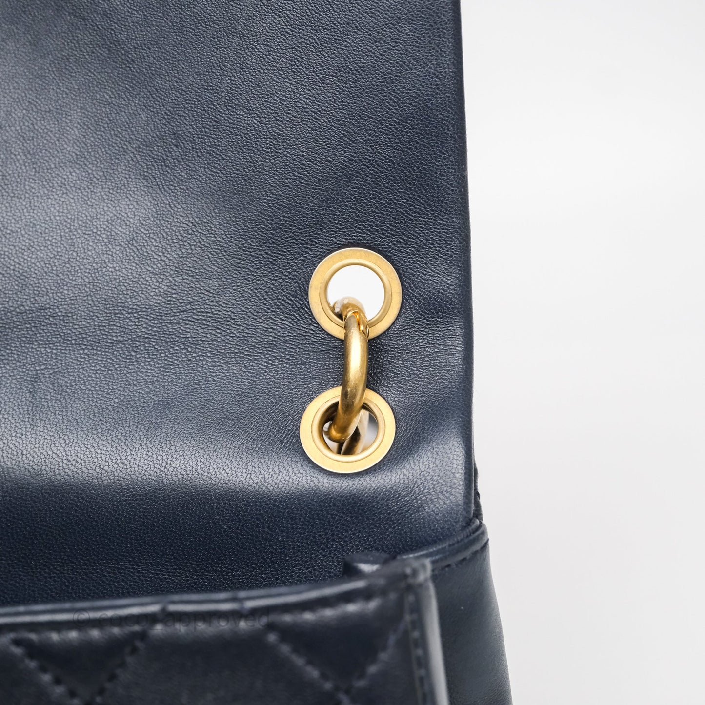 Chanel Quilted Entwined Chain Bag Navy Lambskin Aged Gold Hardware 21P