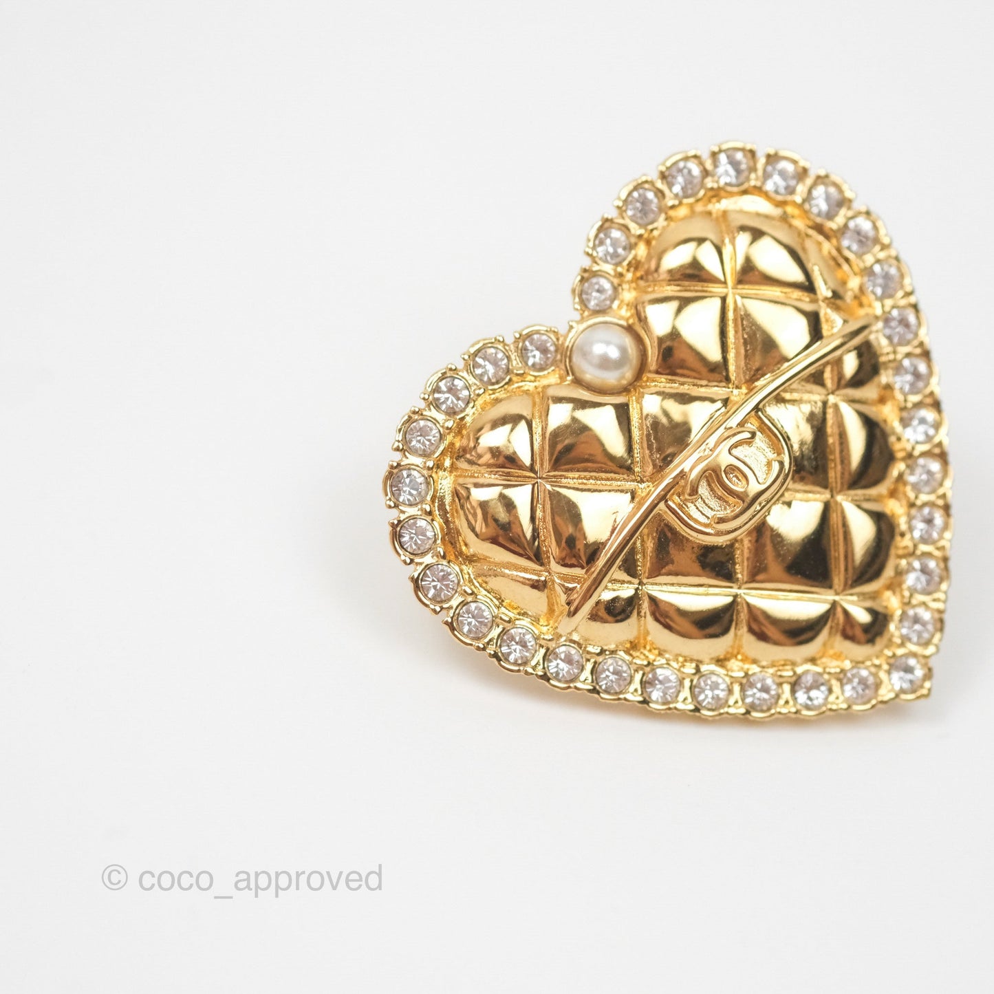 Chanel Crystal Pearl Heart Earrings Gold Tone 24A