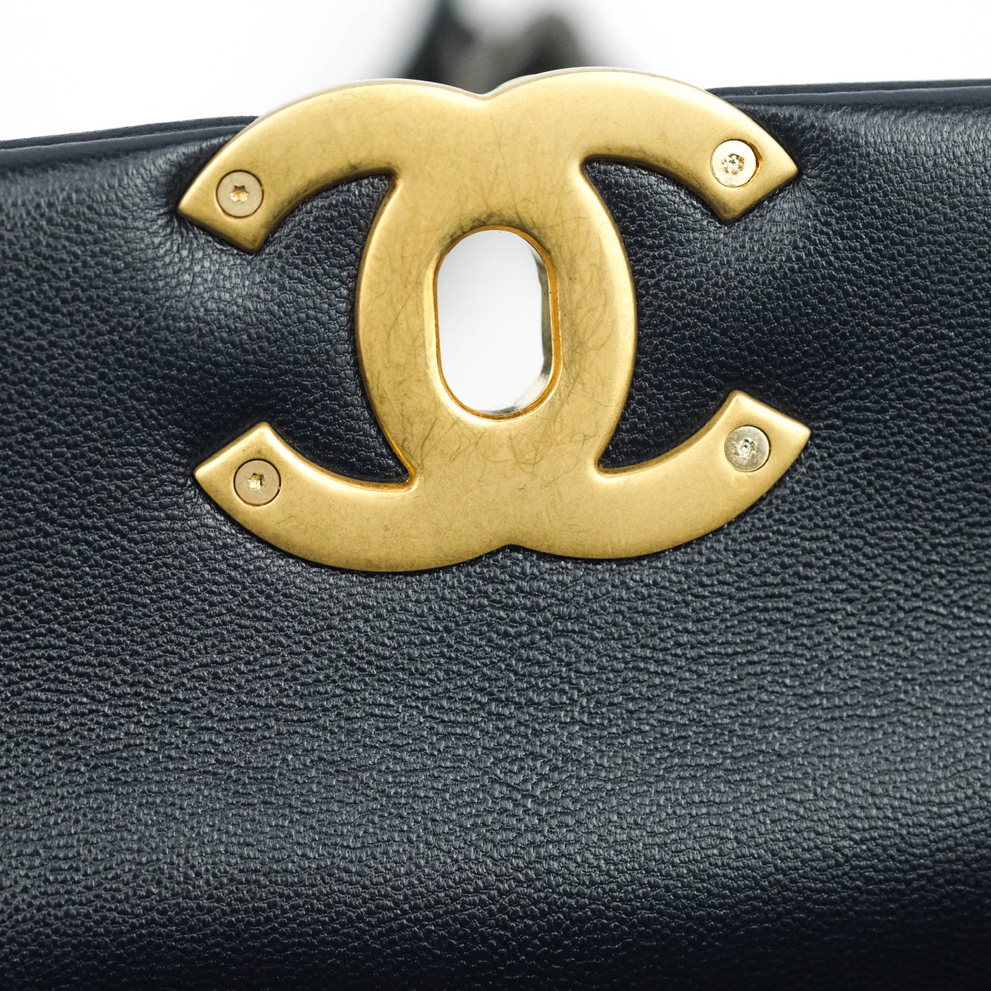 Chanel 19 Medium Navy Goatskin Mixed Hardware 20A