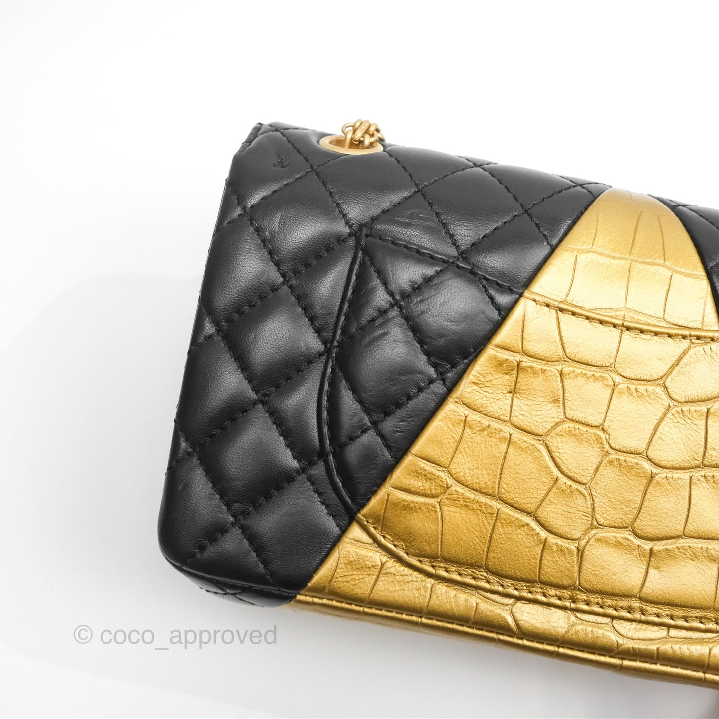 Chanel Reissue 2.55 Metallic Gold Crocodile Embossed Calfskin And Black Quilted Lambskin Aged Gold Hardware