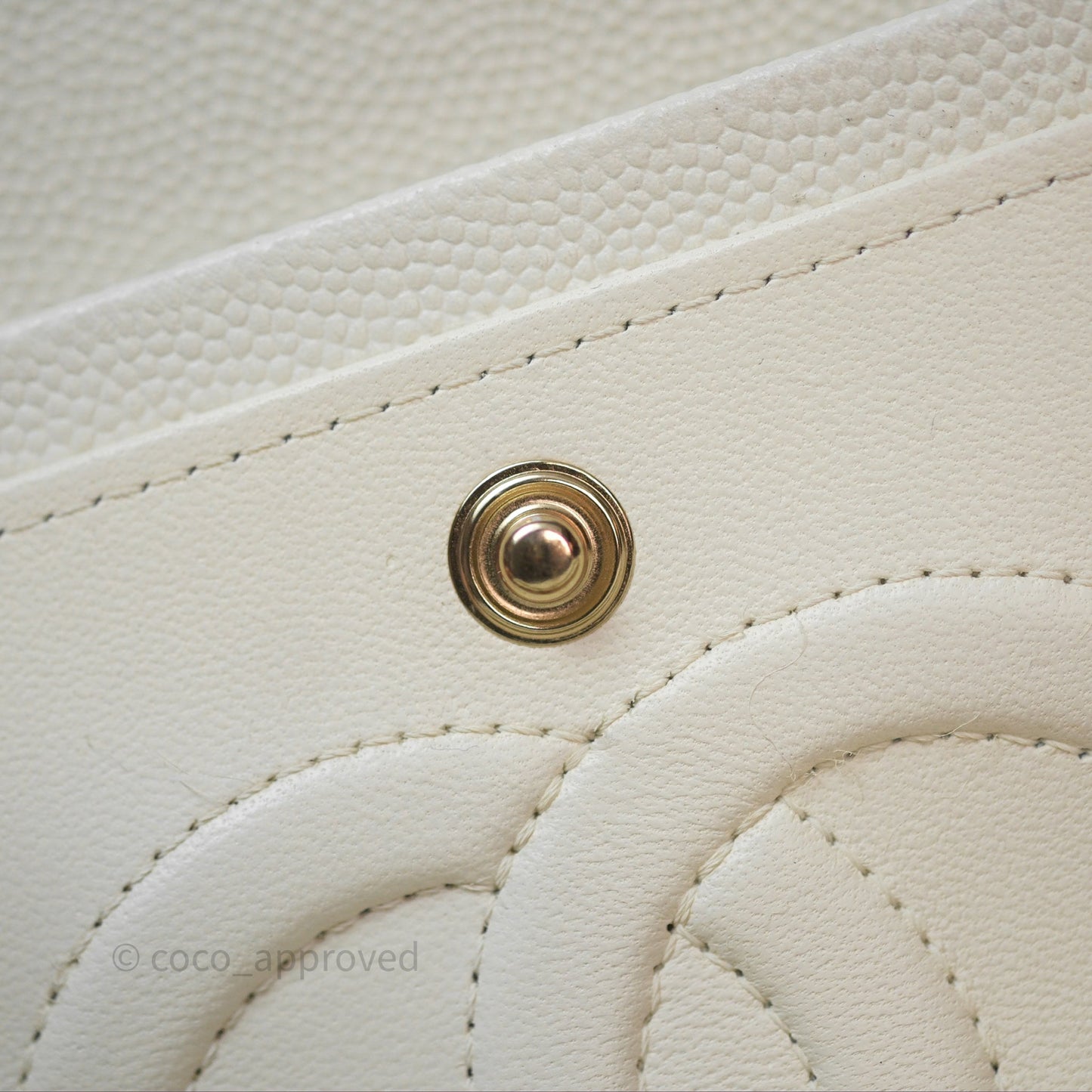 Chanel M/L Medium Classic Flap Quilted White Caviar Gold Hardware