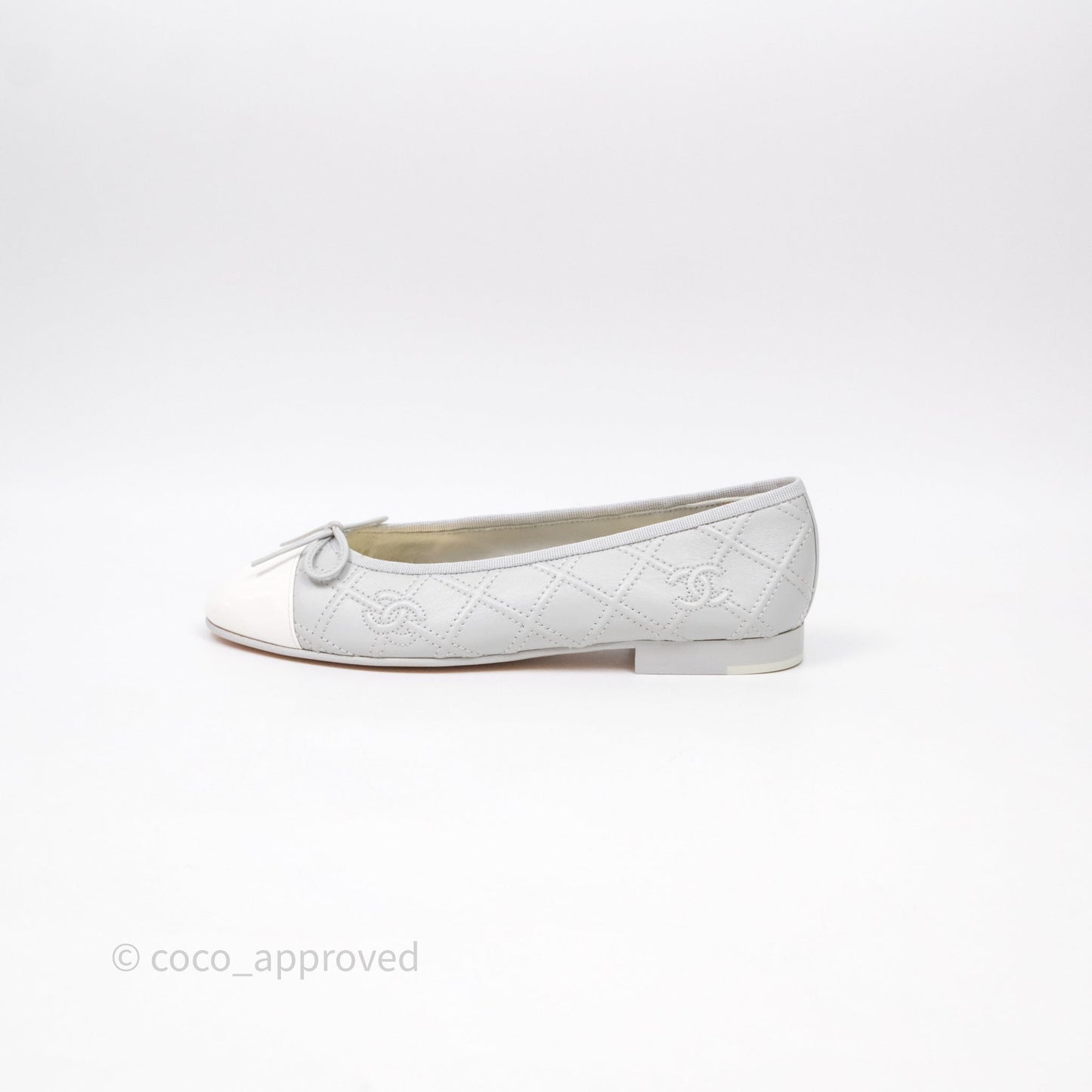 Chanel CC Quilted Light Grey Ballerina Flats Size 36.5