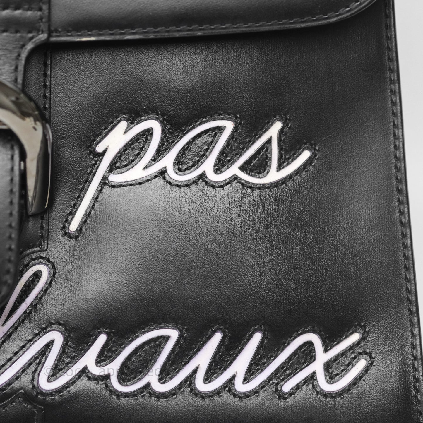 Delvaux Brillant L'Humour MM Black Calfskin