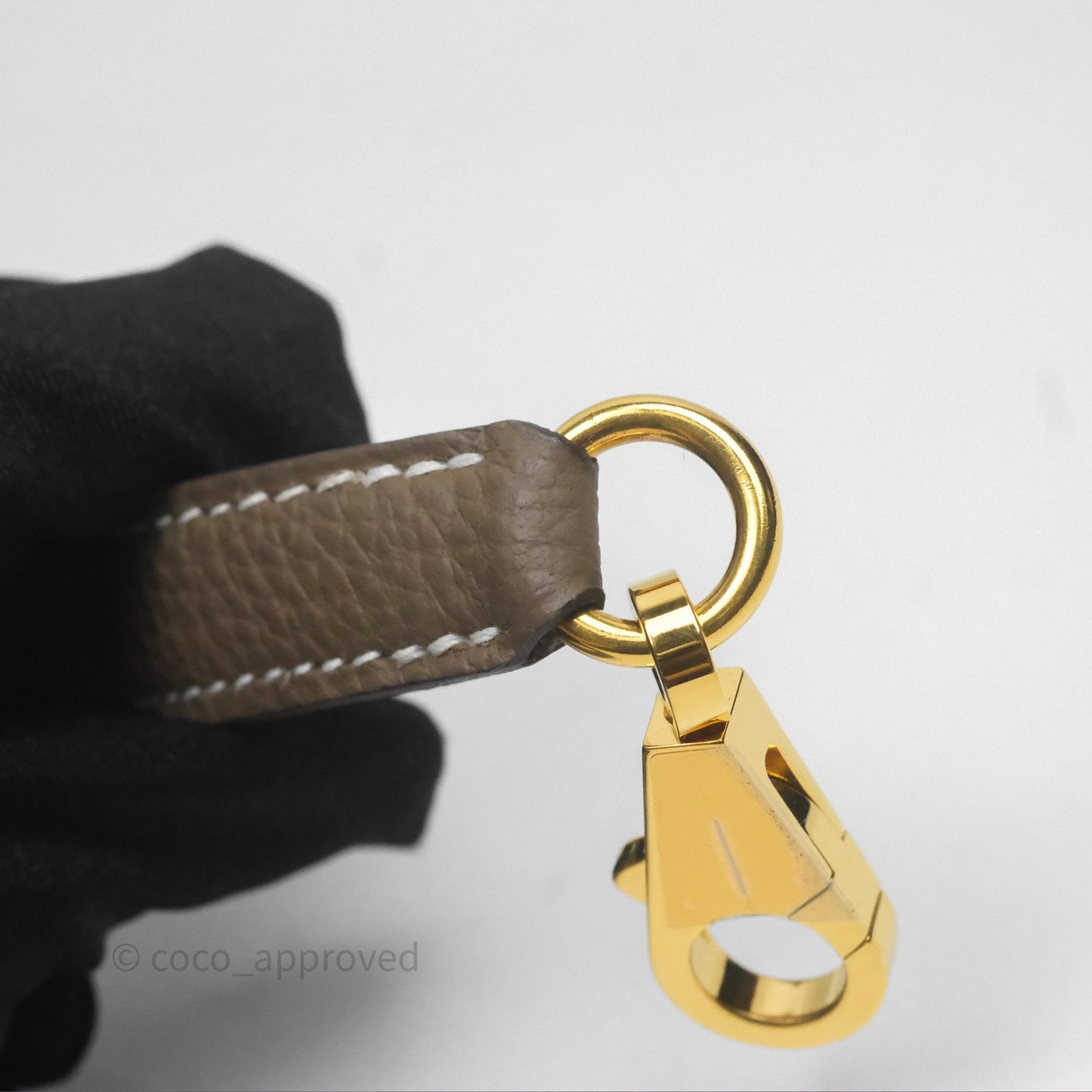 Hermès Retourne Kelly 25 Etoupe 18 Togo Gold Hardware