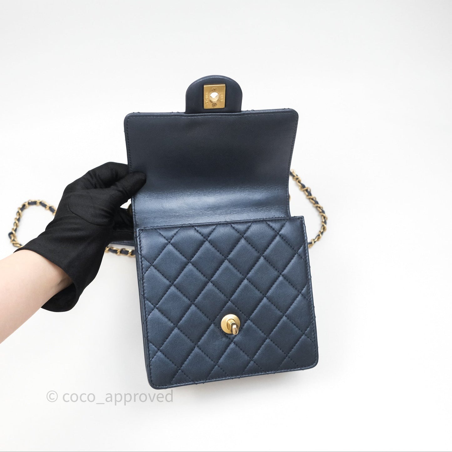Chanel Quilted Chic Pearls Flap Iridescent Navy Goatskin Aged Gold Hardware