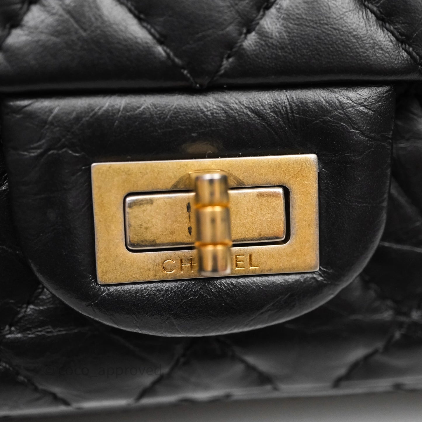 Chanel Reissue 225 Quilted Aged Calfskin Black Aged Gold Hardware
