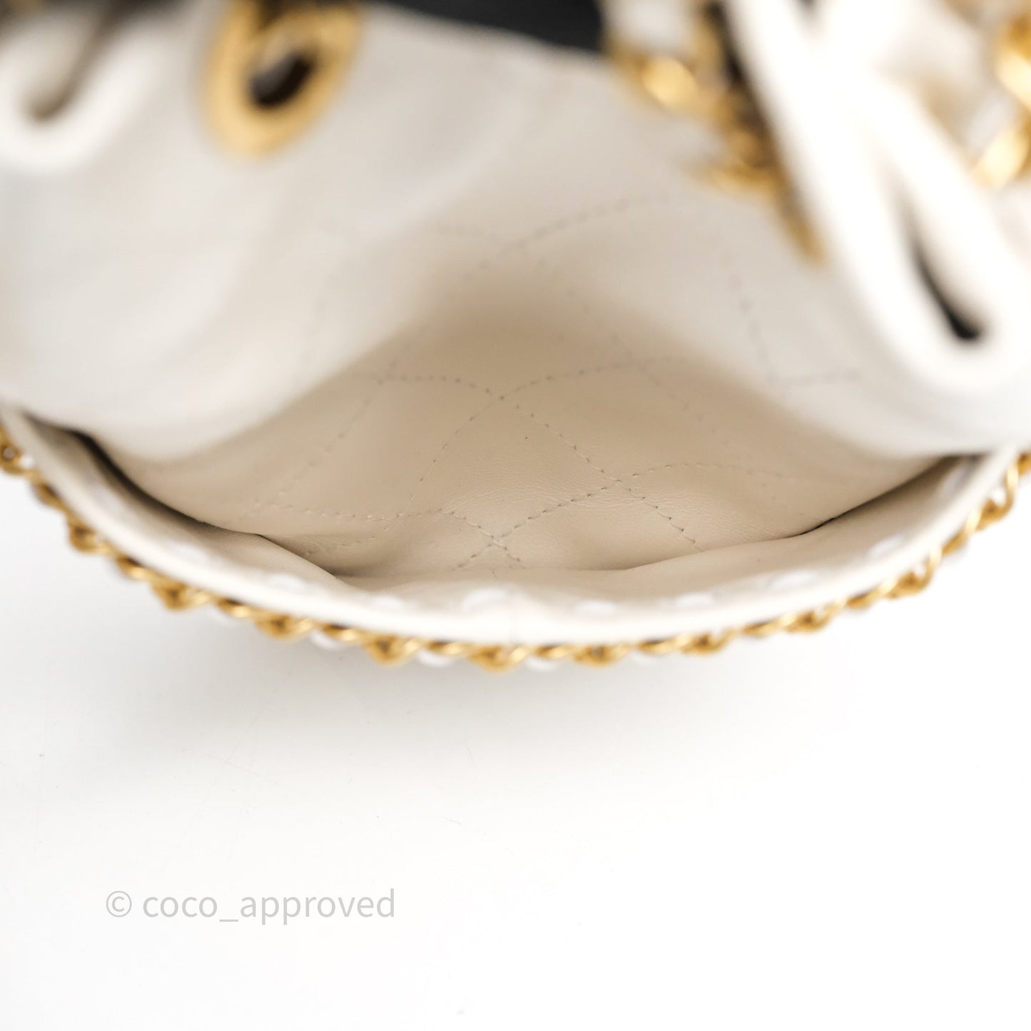 Chanel Mini Bucket Bag White Shiny Lambskin Aged Gold Hardware 25C