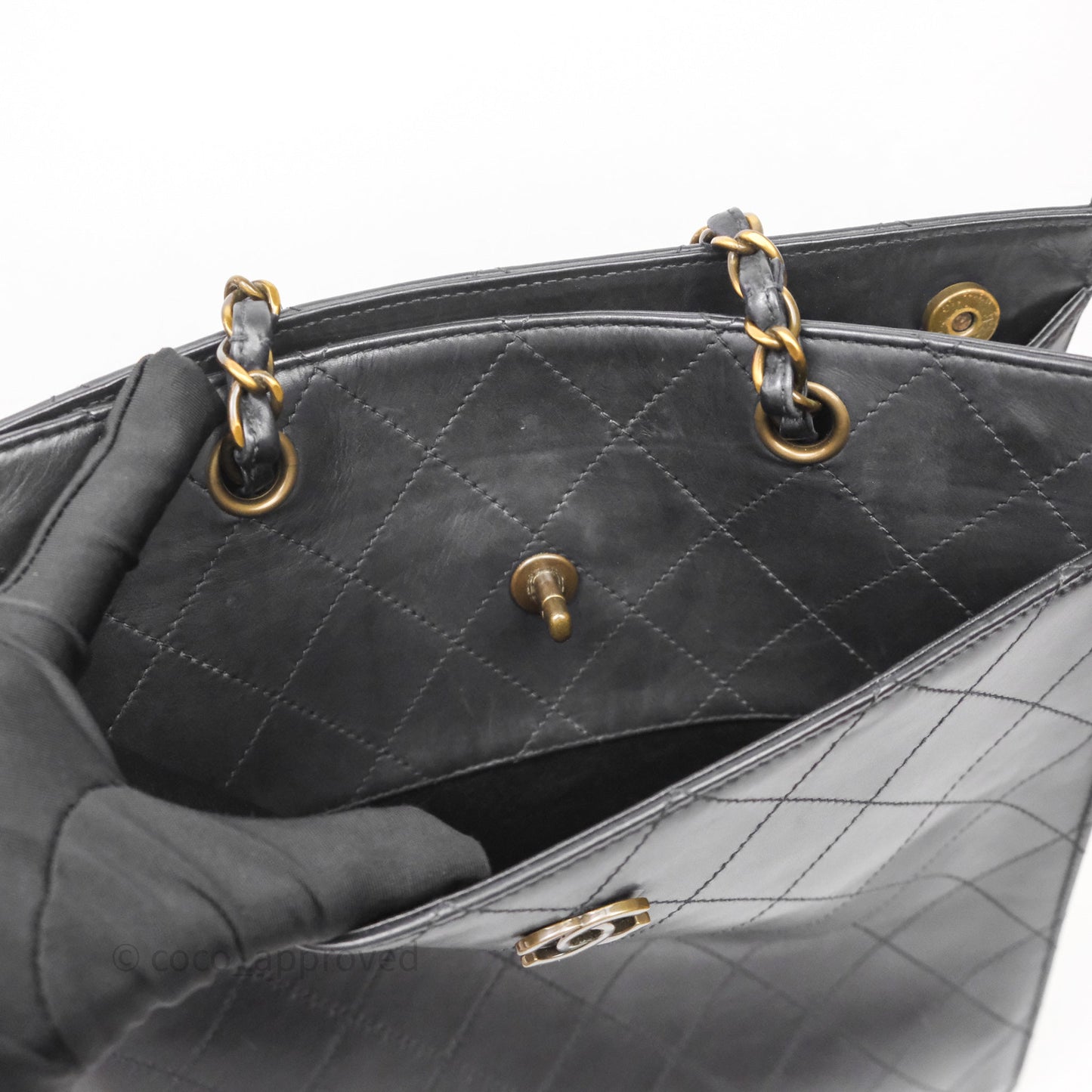 Chanel Vintage Tote Bag Quilted Black Lambskin Antique Gold Hardware