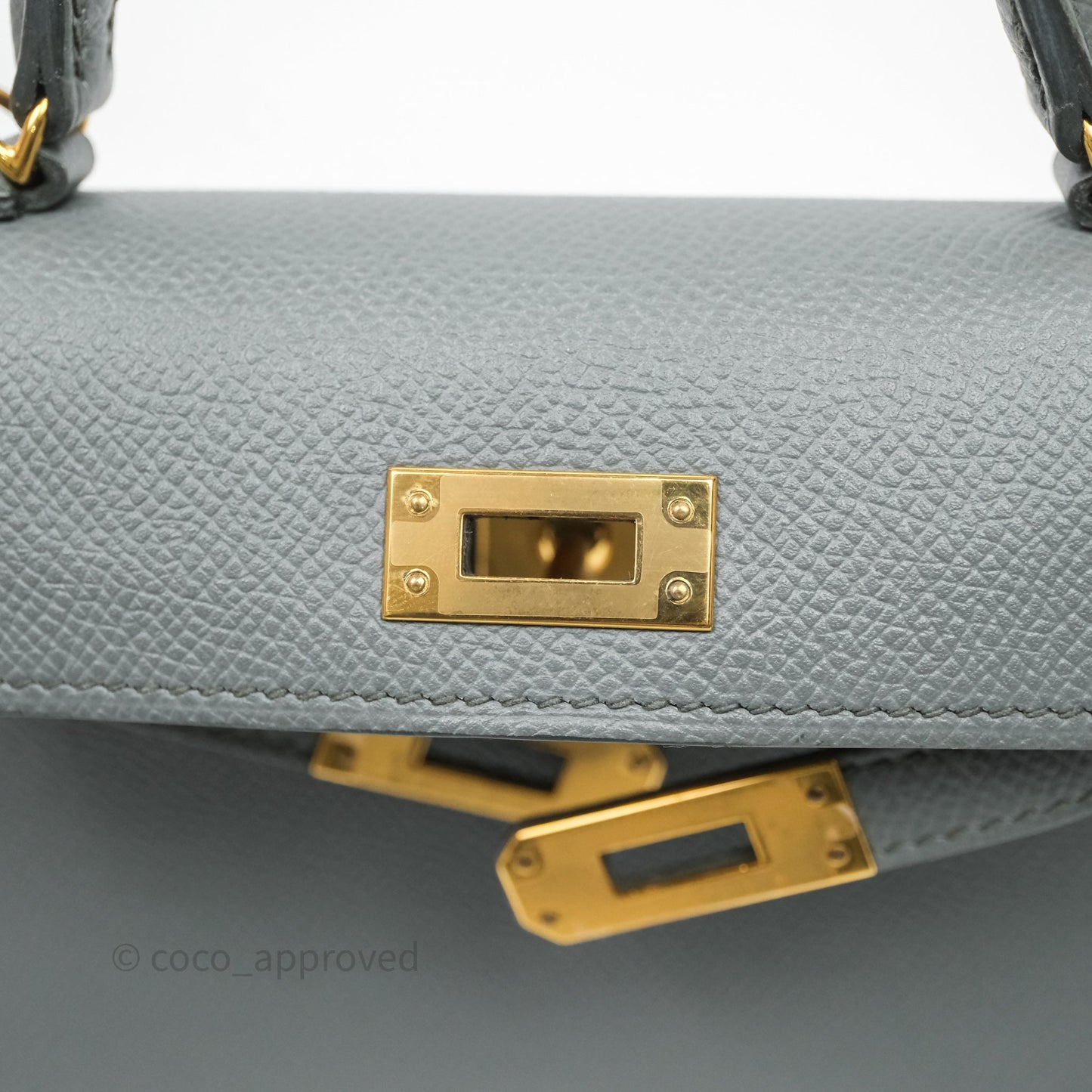 Hermès Mini Kelly Vert Amande 63 Epsom Gold Hardware