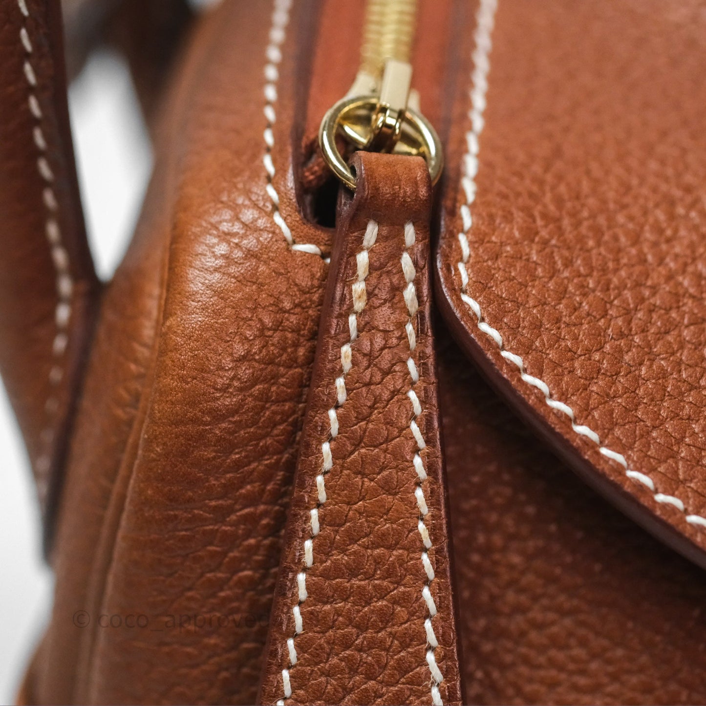 Hermès Mini Lindy 20 Fauve 34 Barenia Gold Hardware