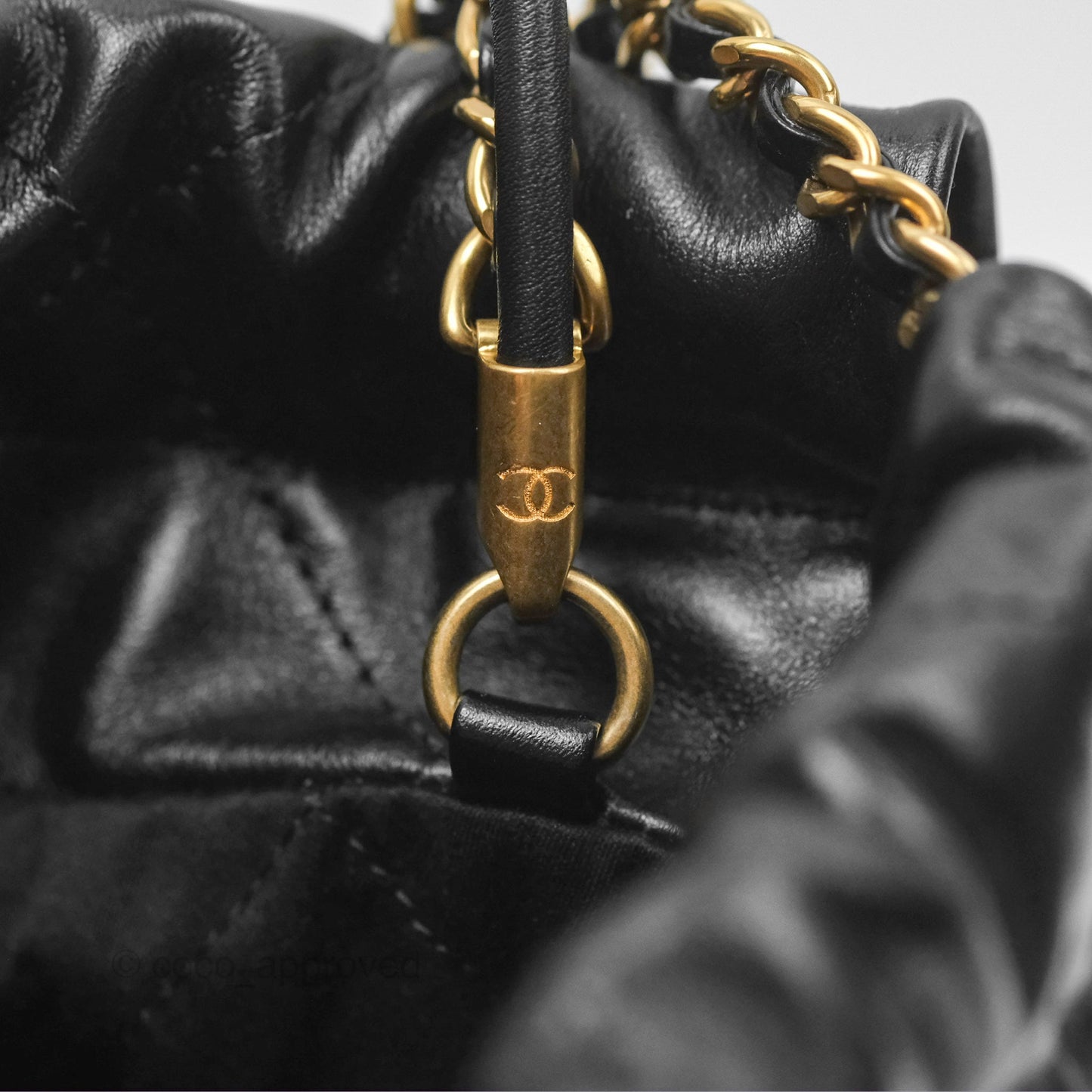 Chanel 22 Mini Bag Black Shiny Crumpled Calfskin