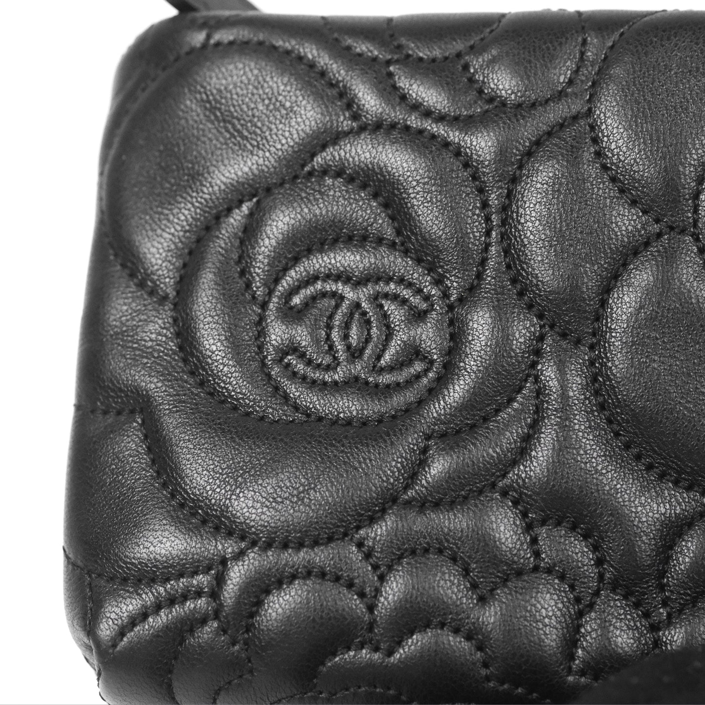 Chanel Camellia Pochette Clutch Black Lambskin Gold Hardware