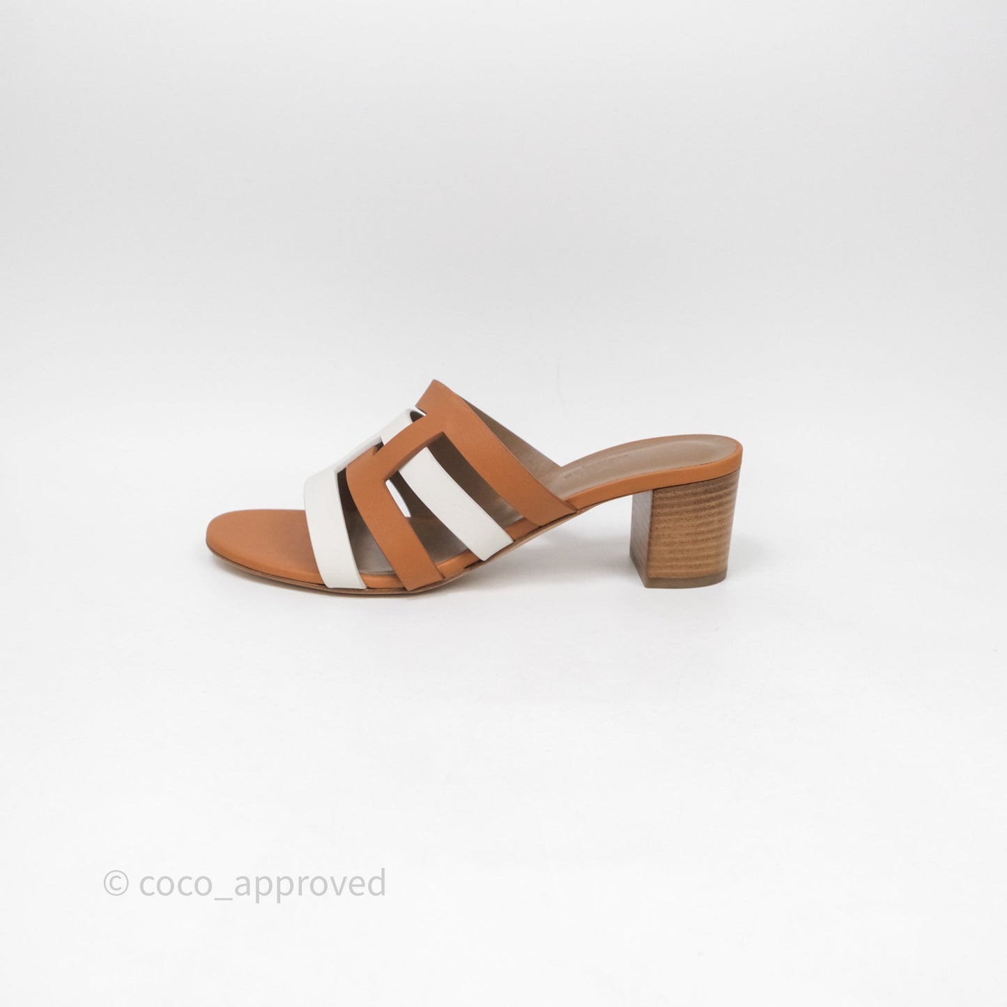 Hermes Amica Sandal Blanc/Naturel Size 38.5