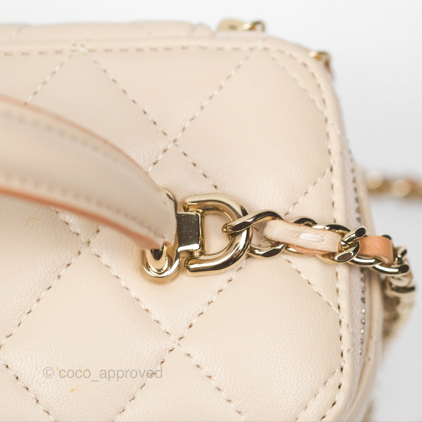 Chanel Vanity Rectangular Top Handle Ecru/Beige Lambskin Gold Hardware 23P