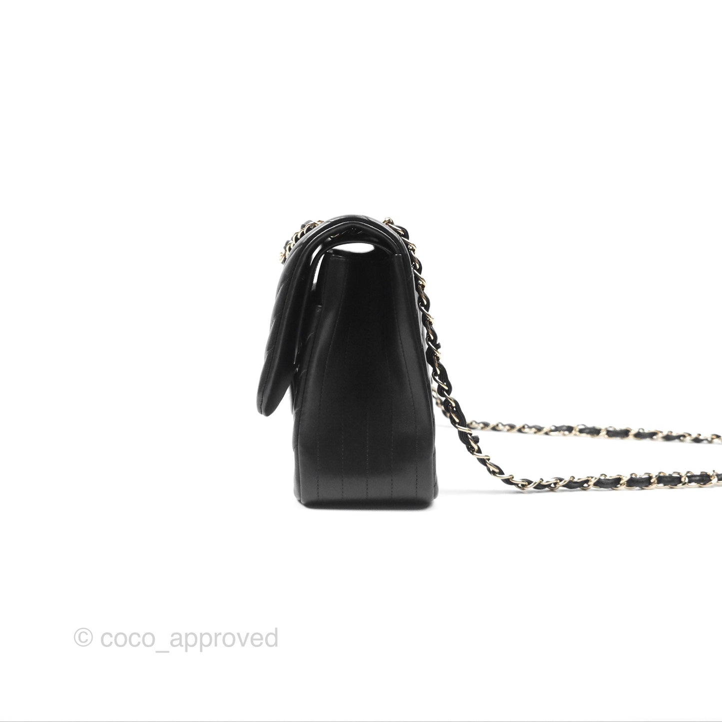 Chanel Chevron Jumbo Double Flap Black Lambskin Gold Hardware⁣⁣