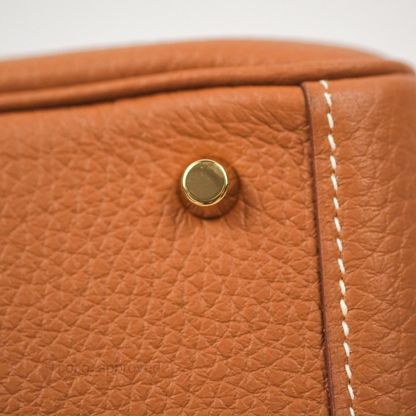 Hermès Mini Lindy 20 Gold Clemence Gold Hardware