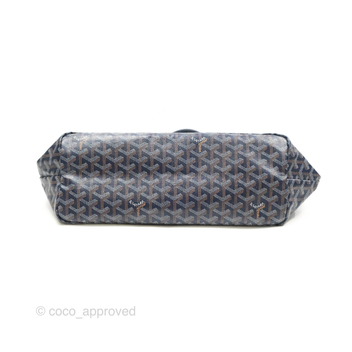Goyard St Louis Tote PM ⁣⁣⁣⁣⁣⁣⁣⁣⁣⁣⁣⁣⁣⁣⁣⁣⁣⁣⁣⁣Navy