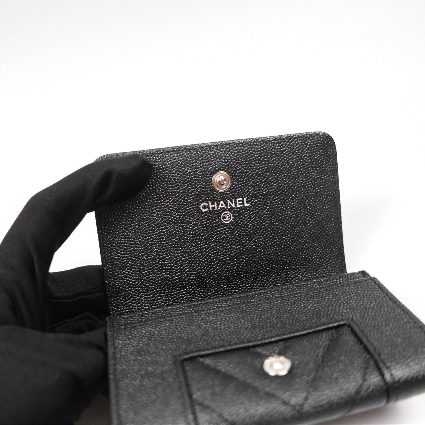Chanel Chevron Mademoiselle Card Holder Iridescent Black Caviar Silver Hardware