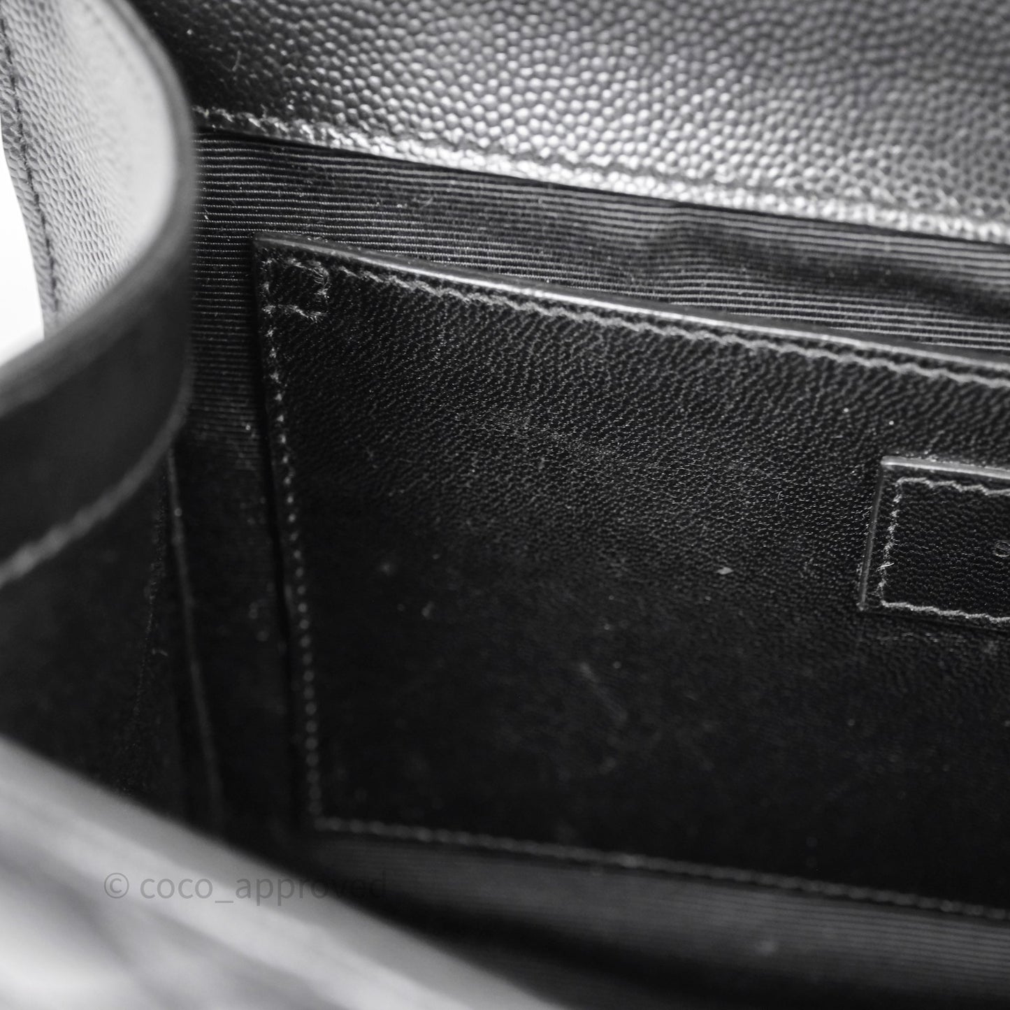 Saint Laurent Envelope Medium So Black Caviar
